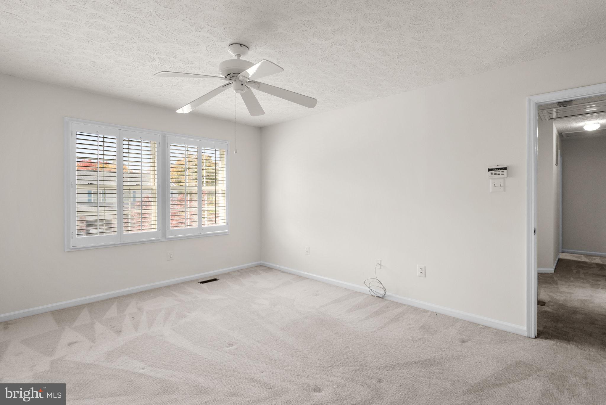 SHEPHERDS GLEN - Residential