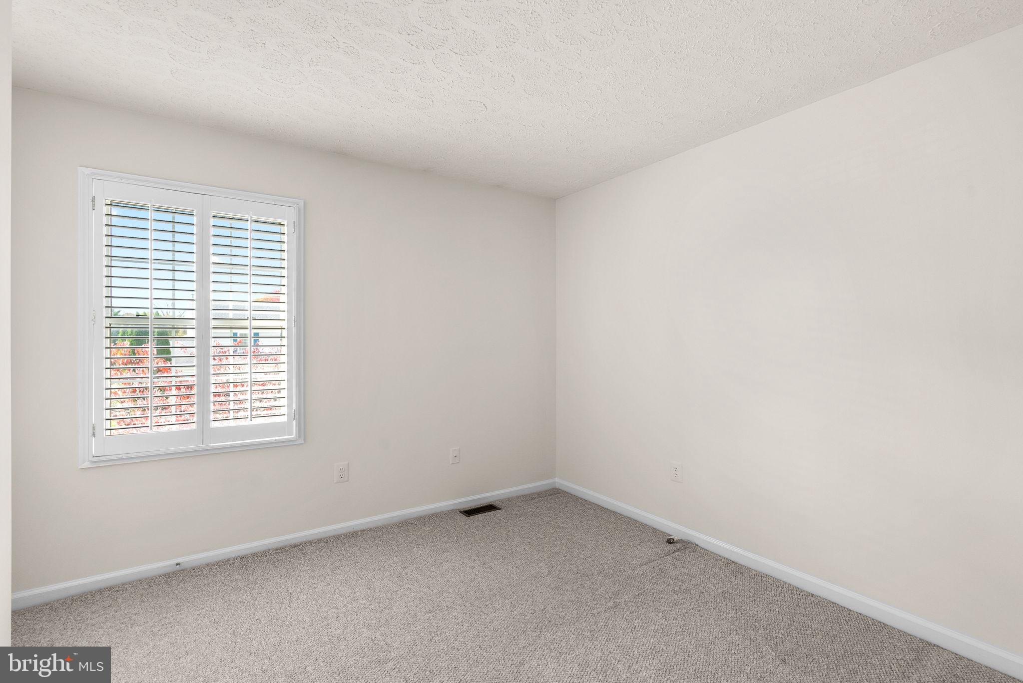 SHEPHERDS GLEN - Residential