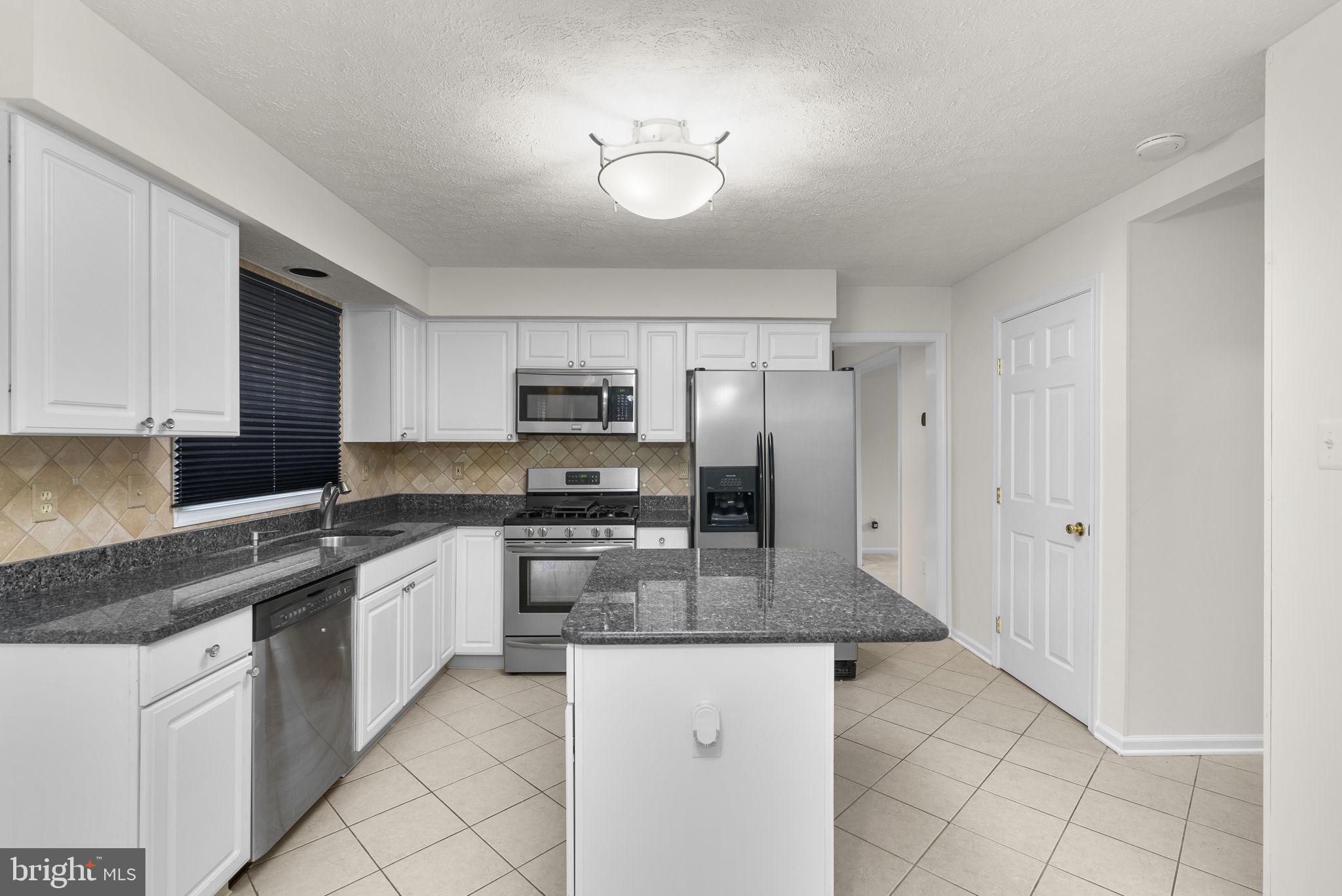 SHEPHERDS GLEN - Residential