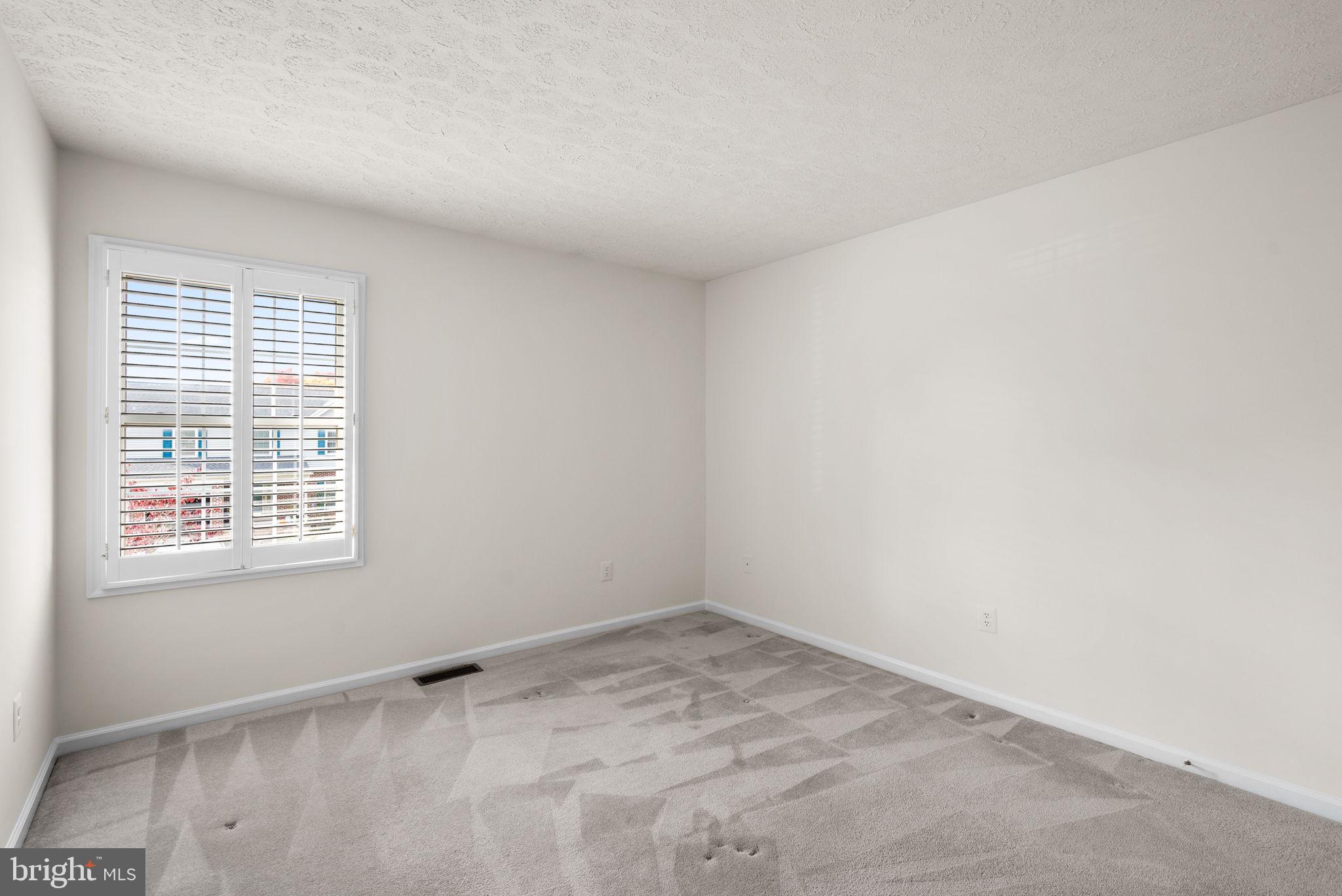 SHEPHERDS GLEN - Residential