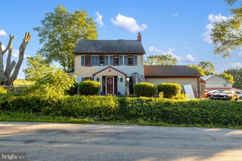 484 BROUGH ROAD ABBOTTSTOWN PA 17301
