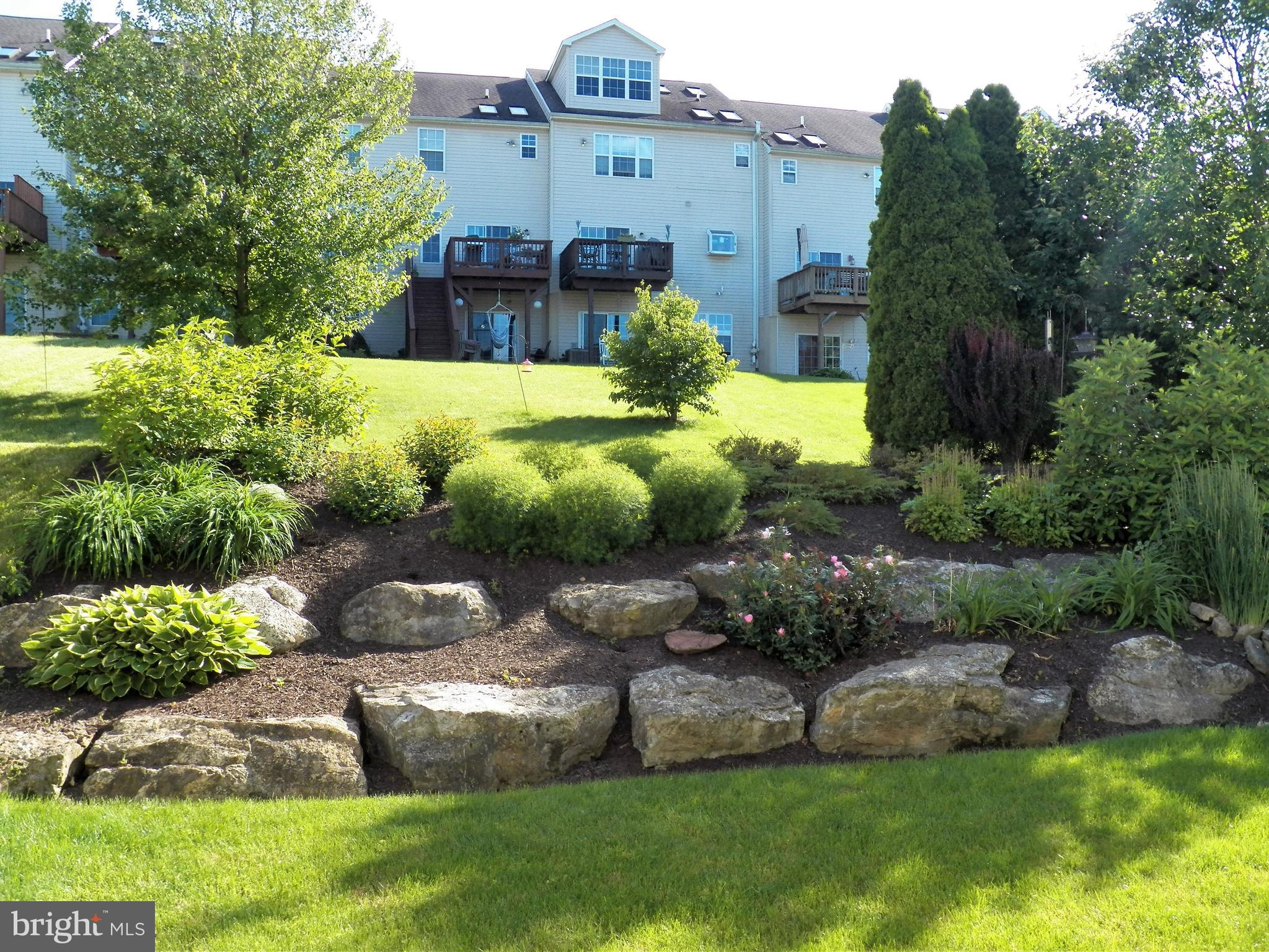 SPRING RIDGE CROSSIN - Residential