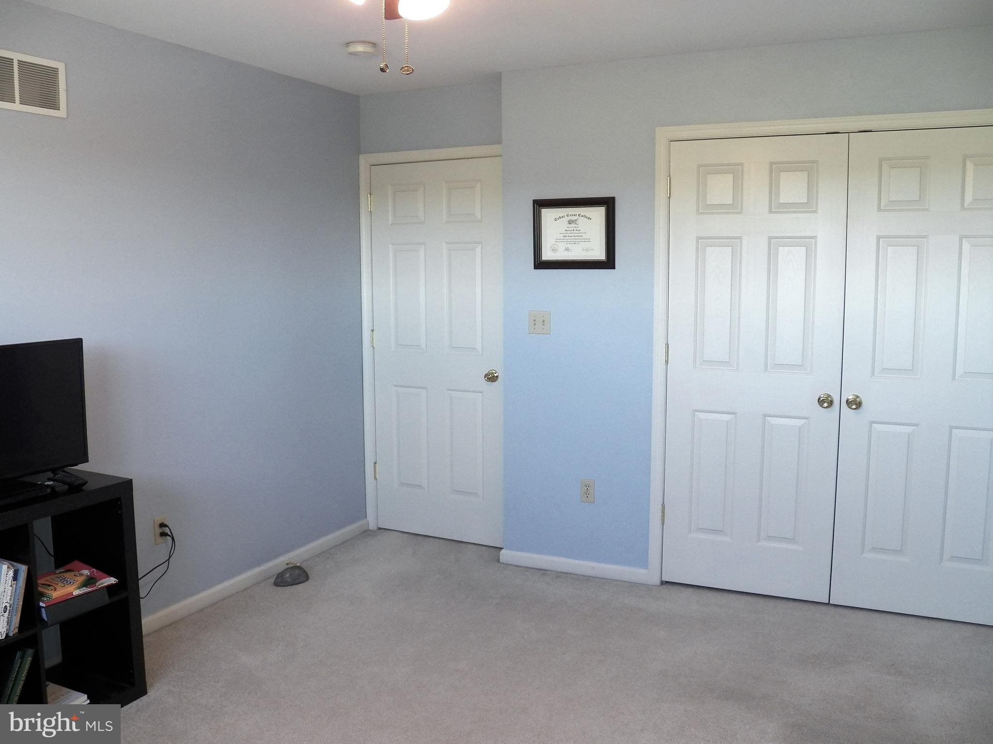 SPRING RIDGE CROSSIN - Residential