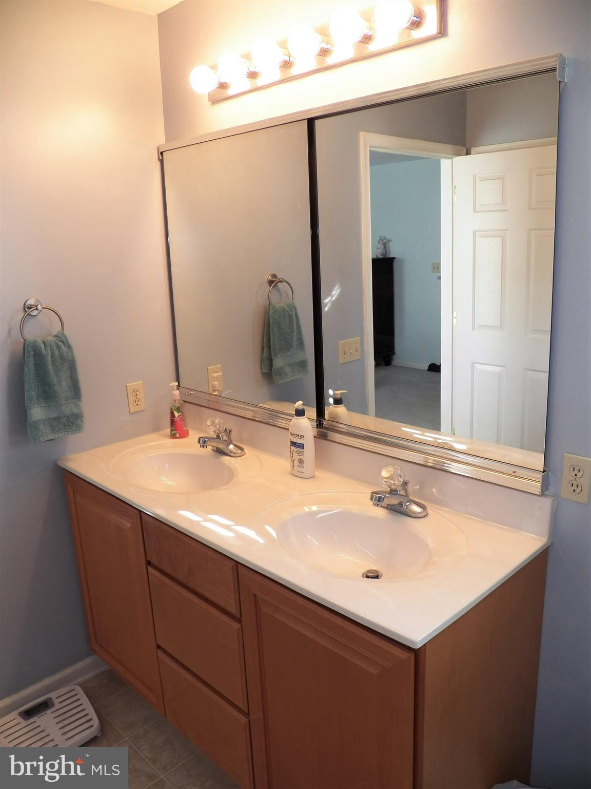 SPRING RIDGE CROSSIN - Residential