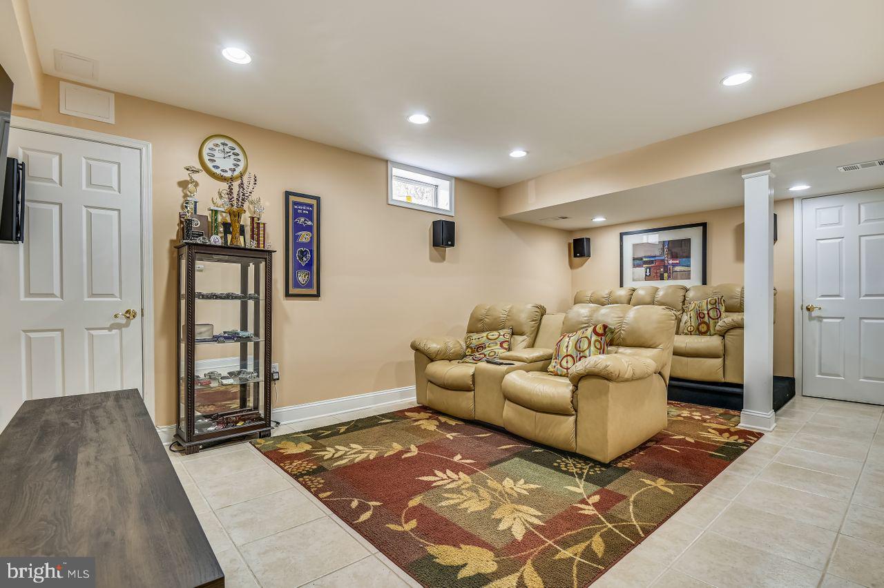 LYONSWOOD - Residential