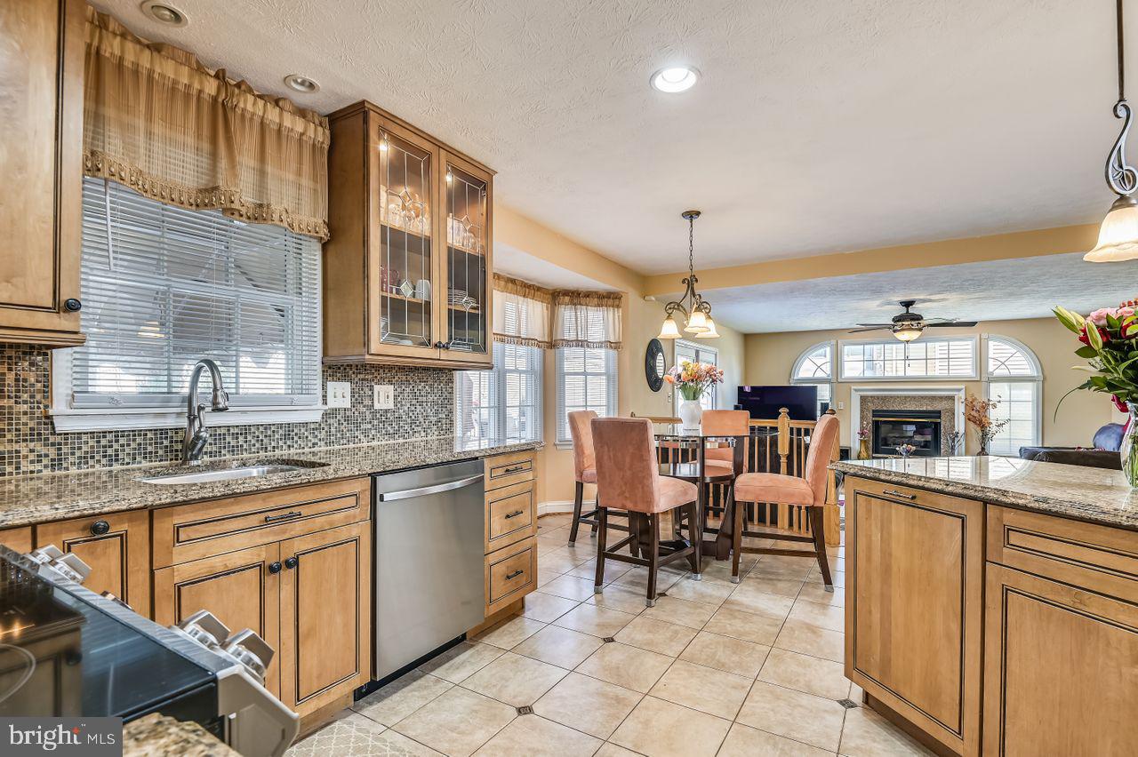 LYONSWOOD - Residential