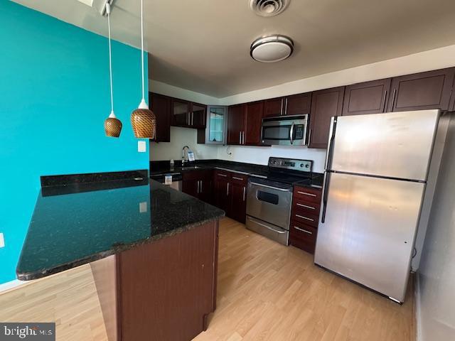 MOUNT VERNON PLACE HISTORIC DISTRICT - Residential