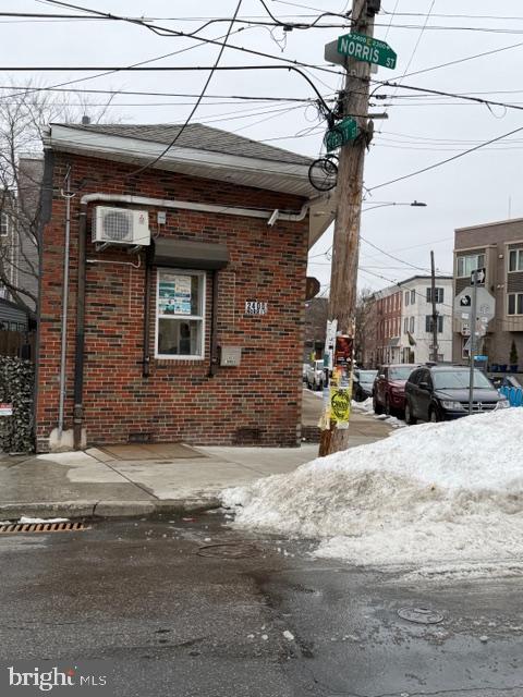 2400 E NORRIS STREET