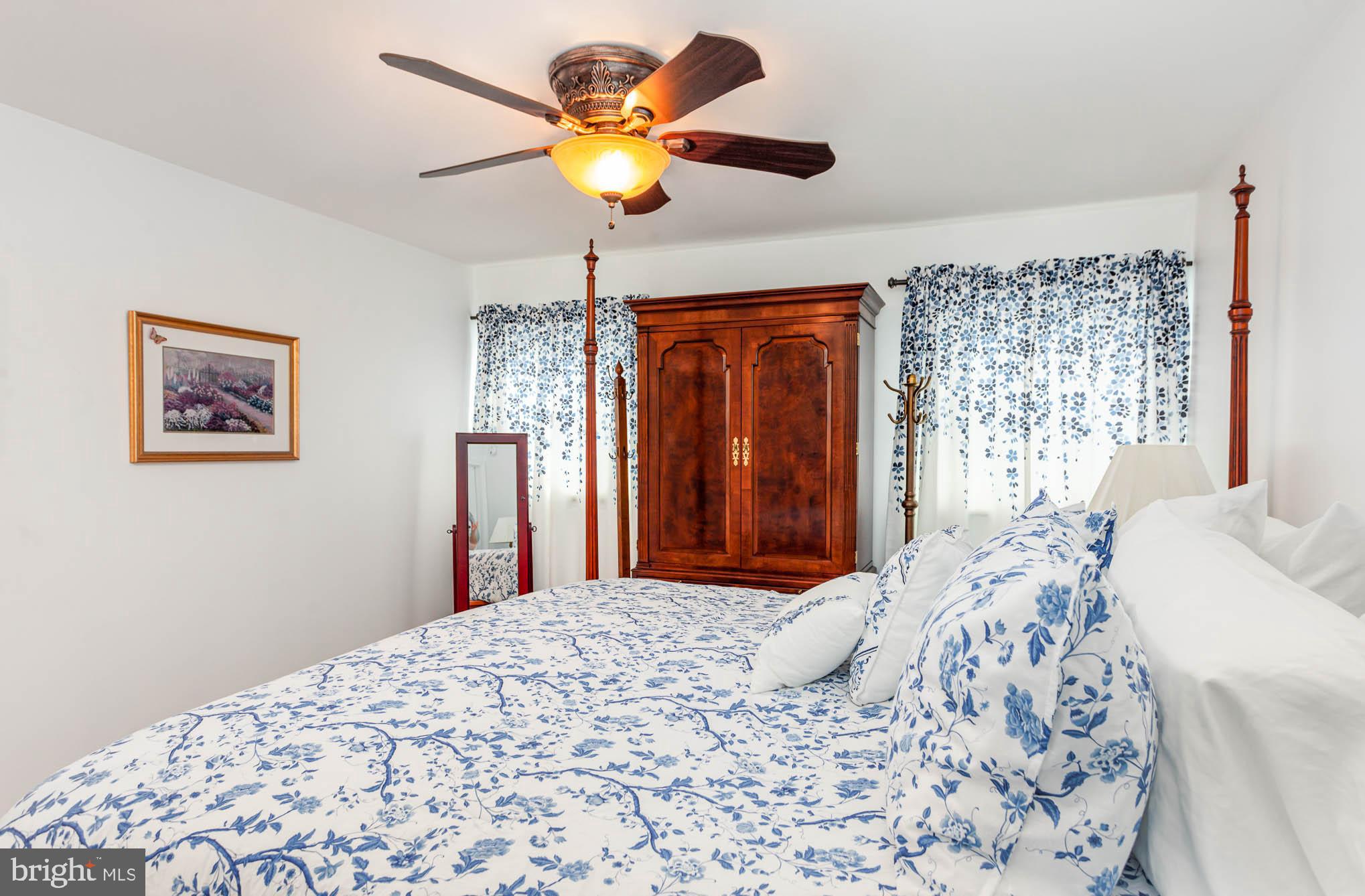 ABERDEEN HILLS - Residential