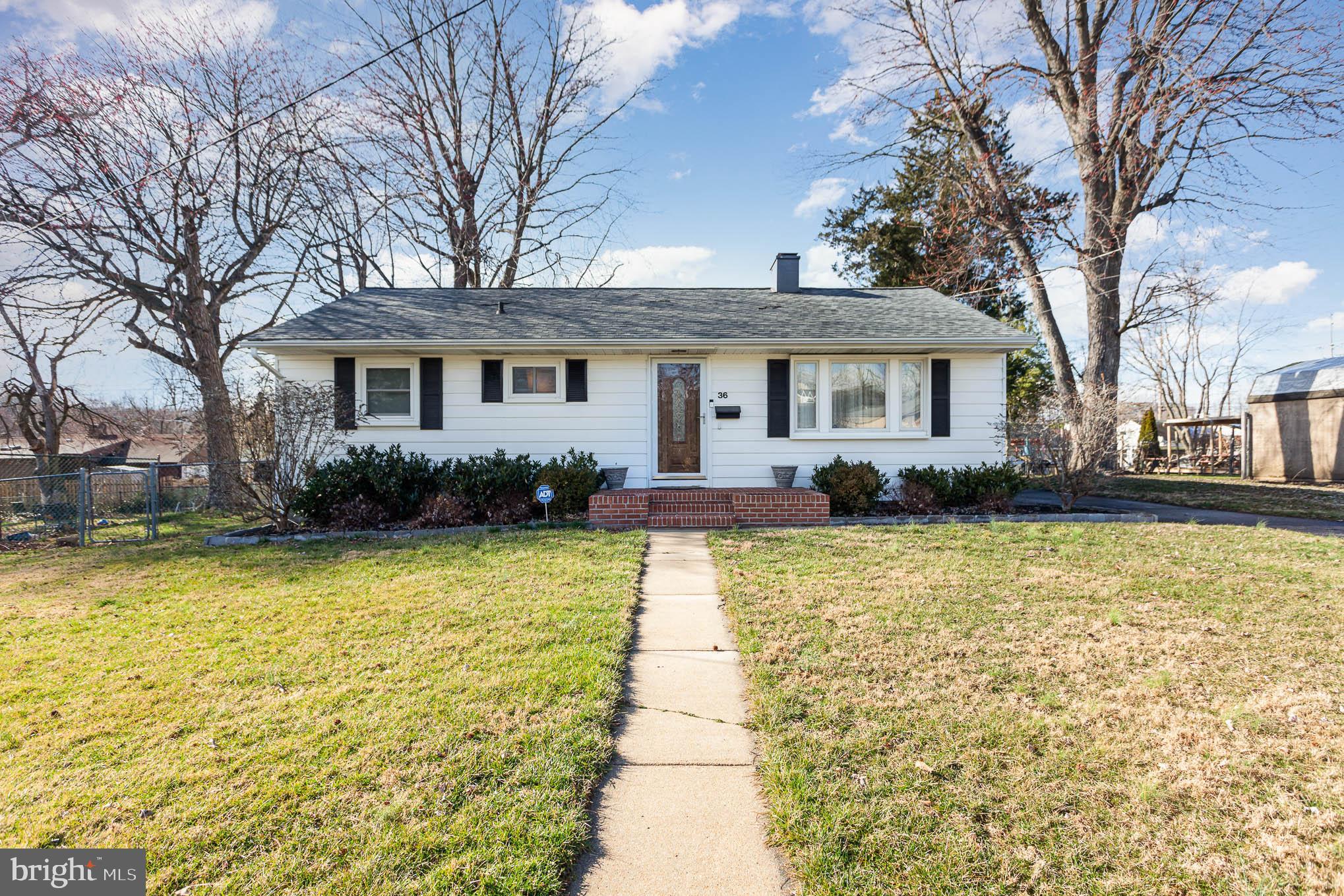 ABERDEEN HILLS - Residential