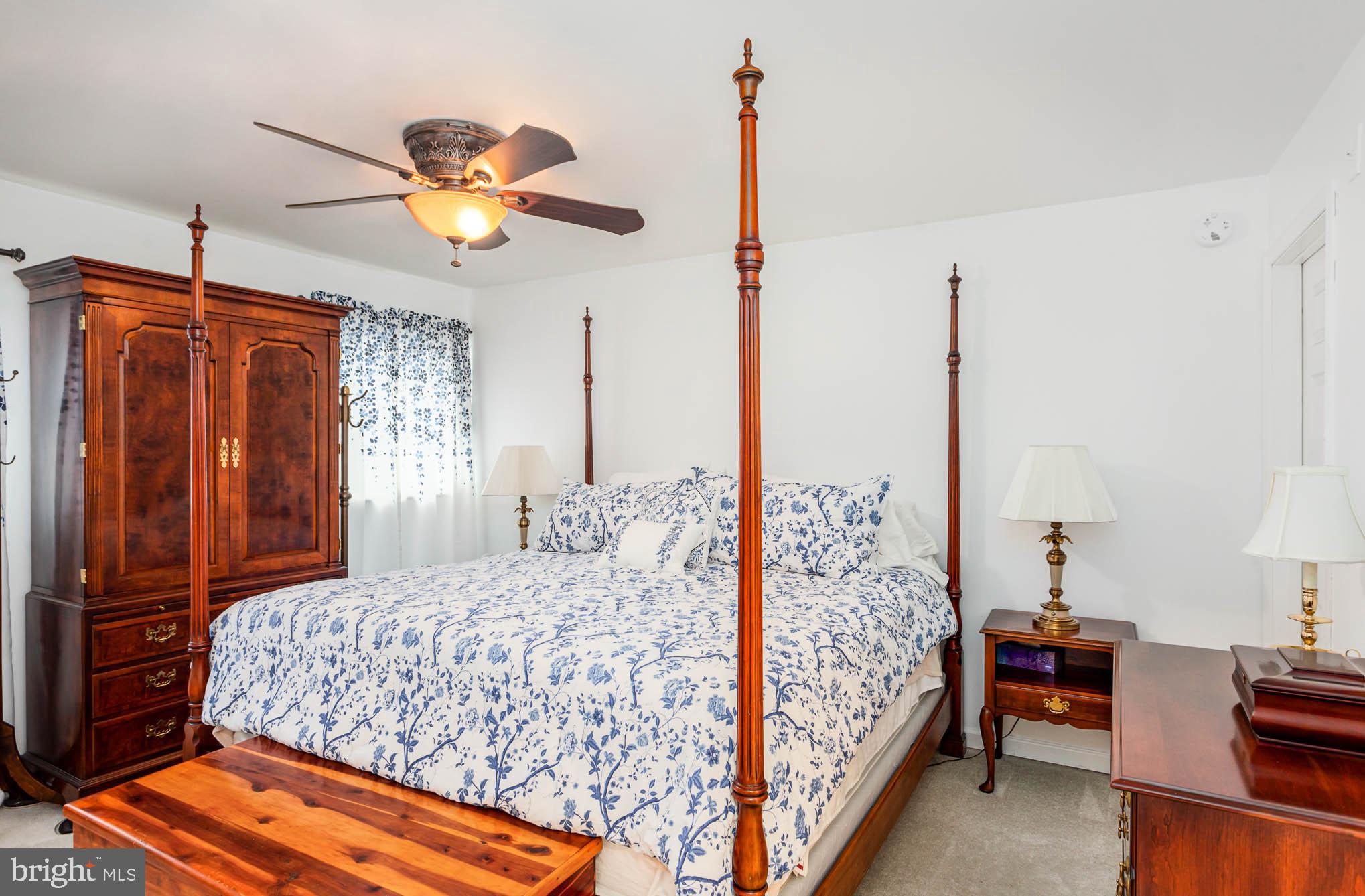 ABERDEEN HILLS - Residential