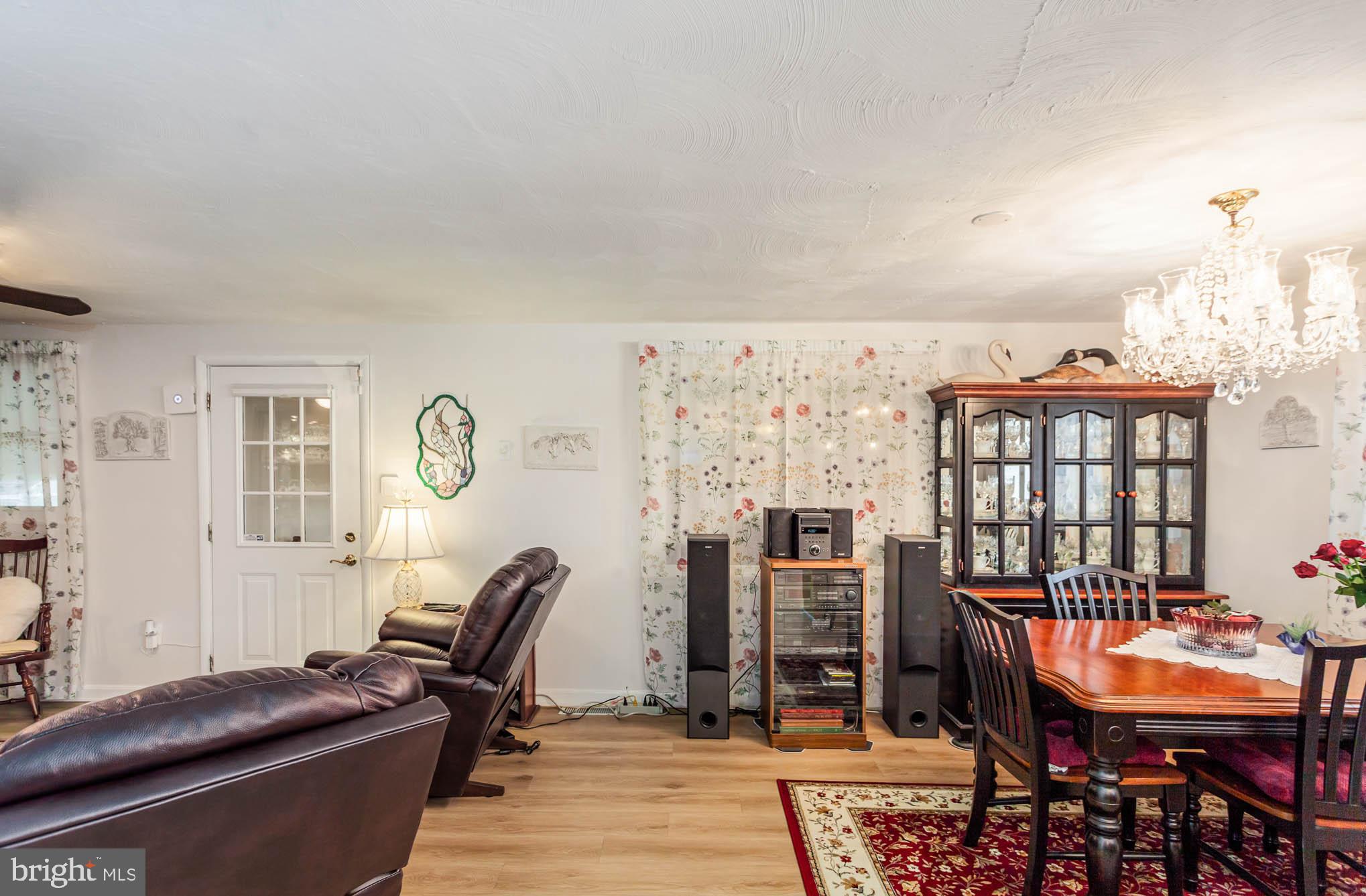 ABERDEEN HILLS - Residential