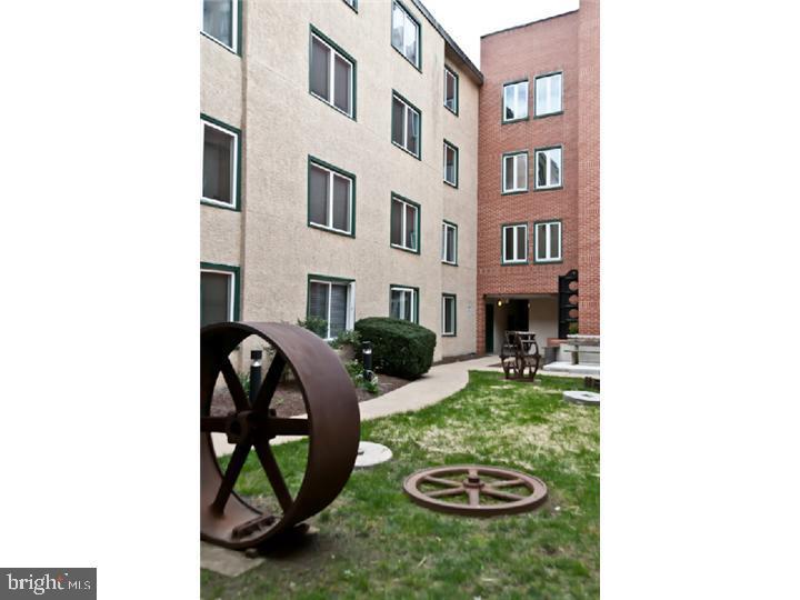 OLD CITY - Residential