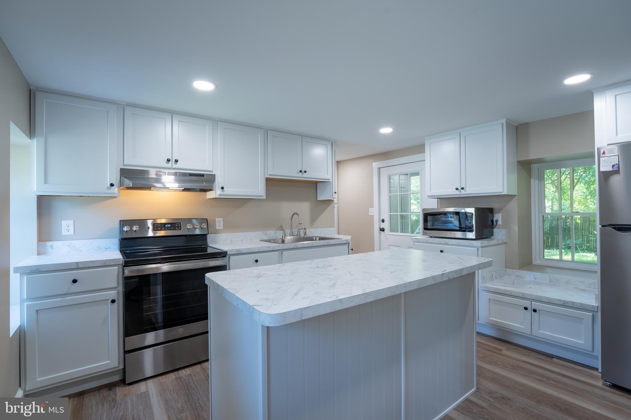 WICKERTON HEIGHTS - Residential