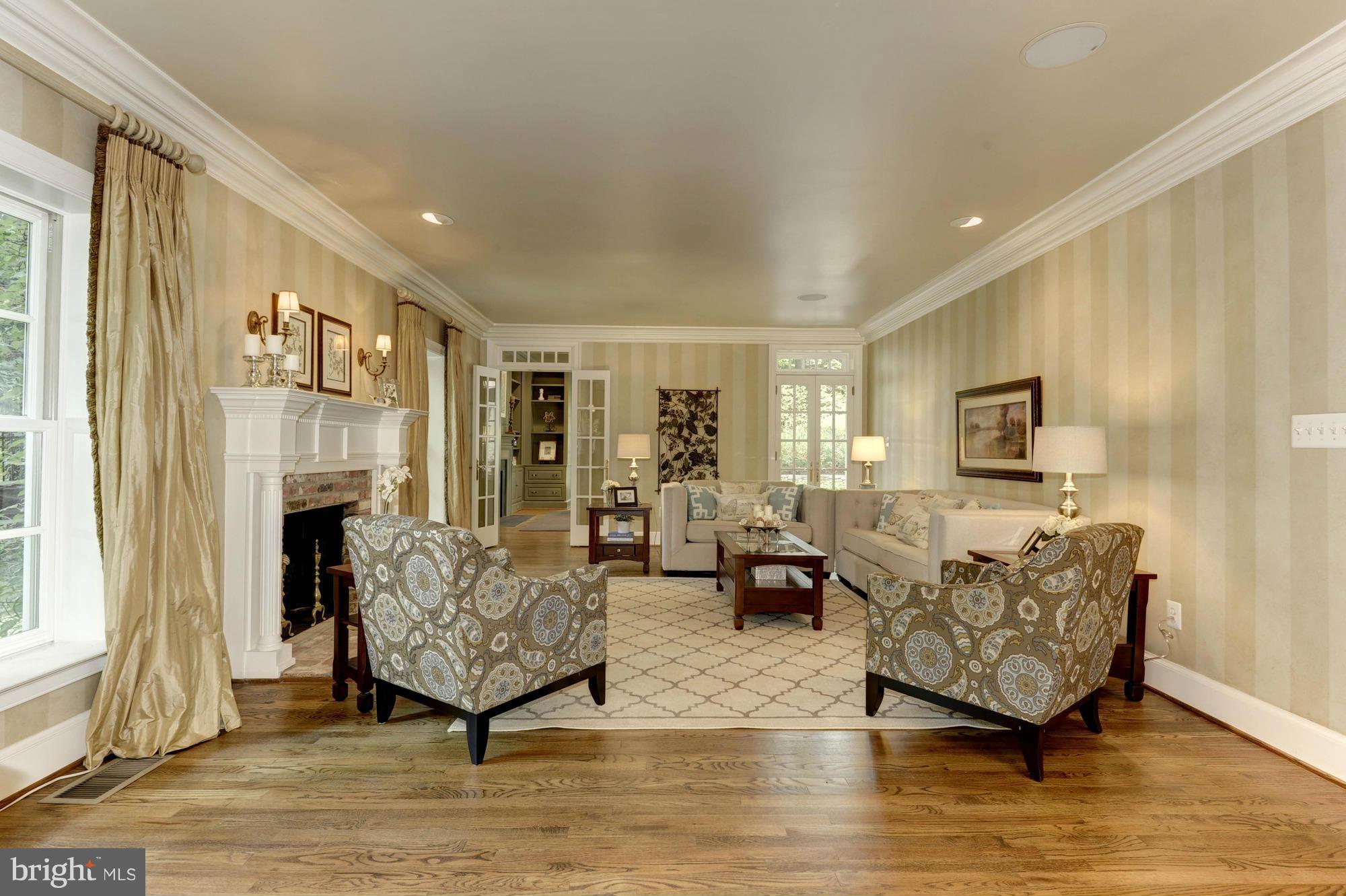 ELMWOOD ESTATES - Residential