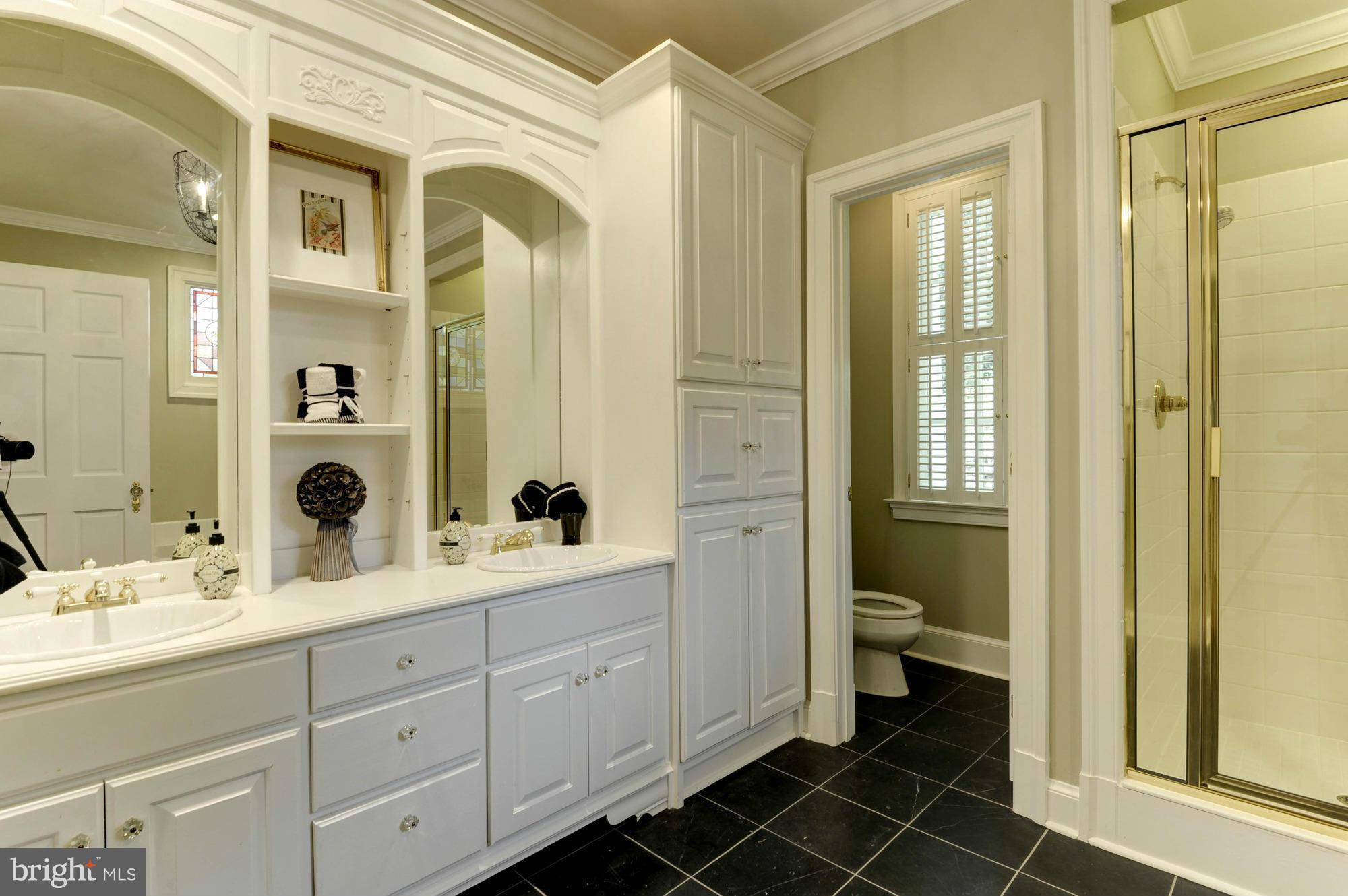 ELMWOOD ESTATES - Residential