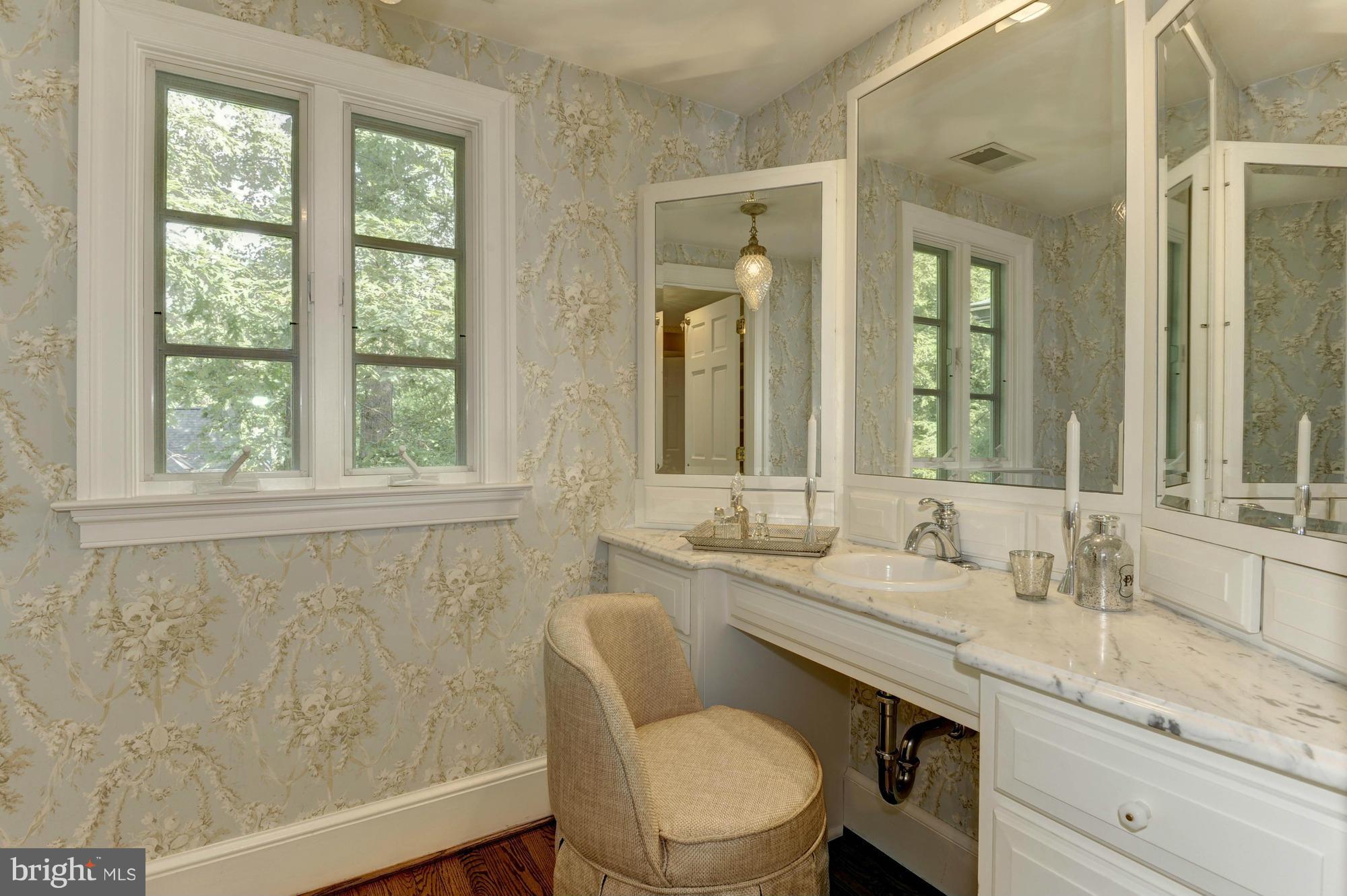 ELMWOOD ESTATES - Residential