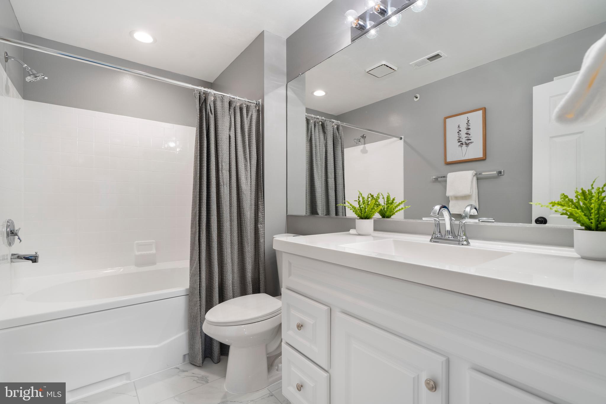 NEW TOWN - Residential