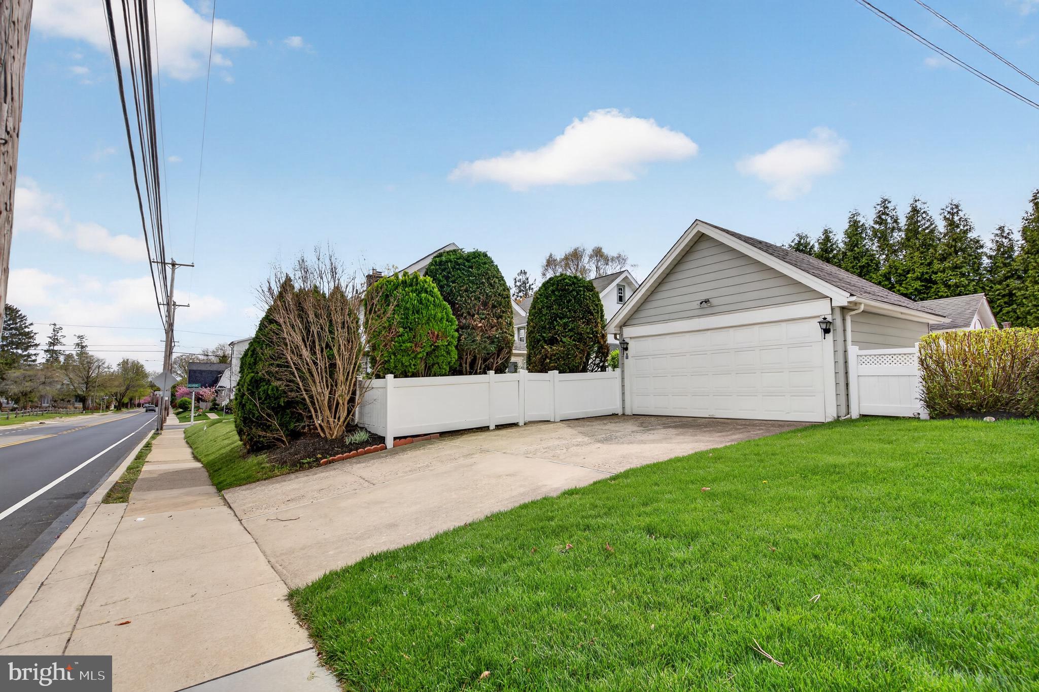 BROOKLINE - Residential