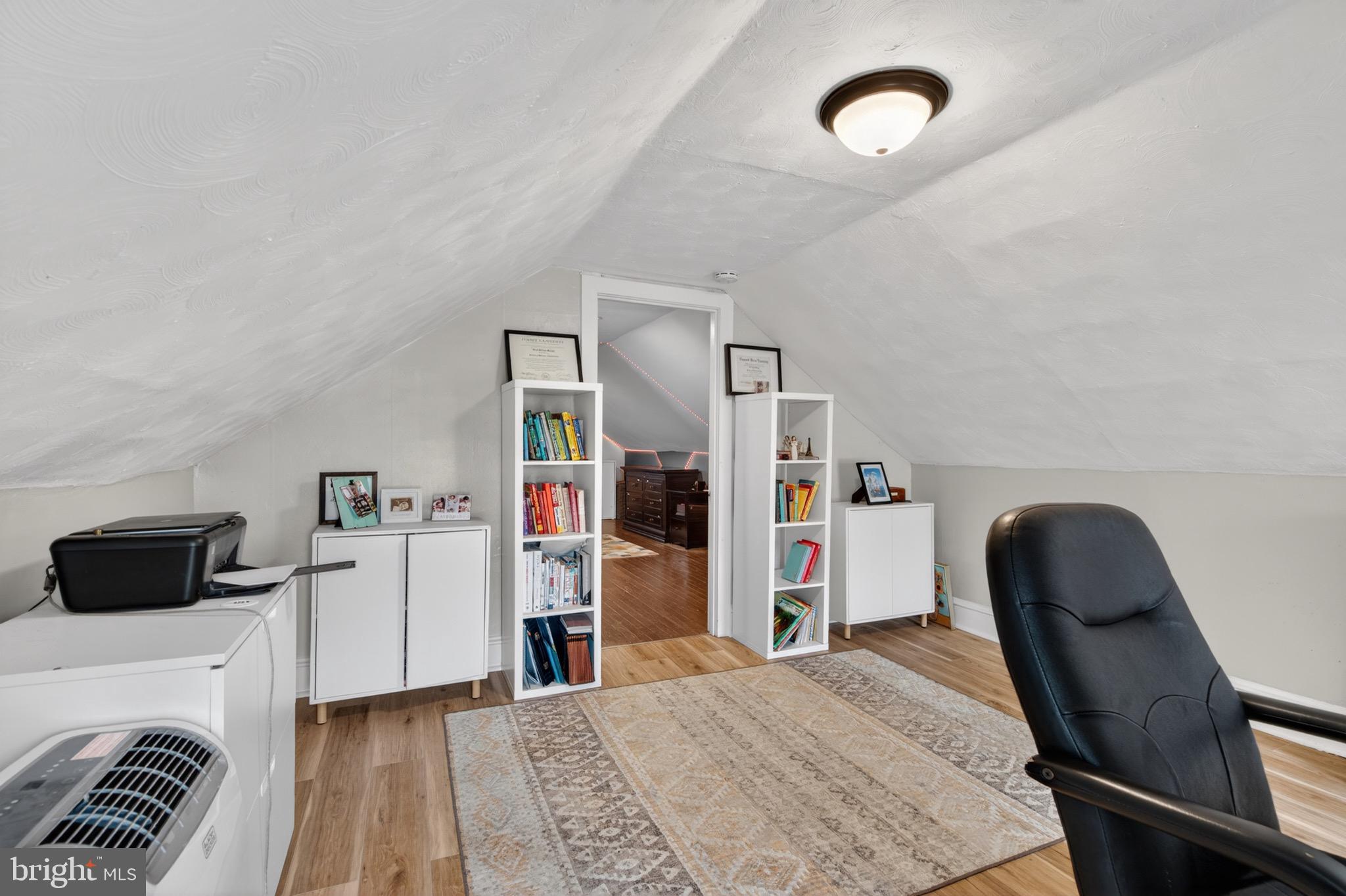 BROOKLINE - Residential