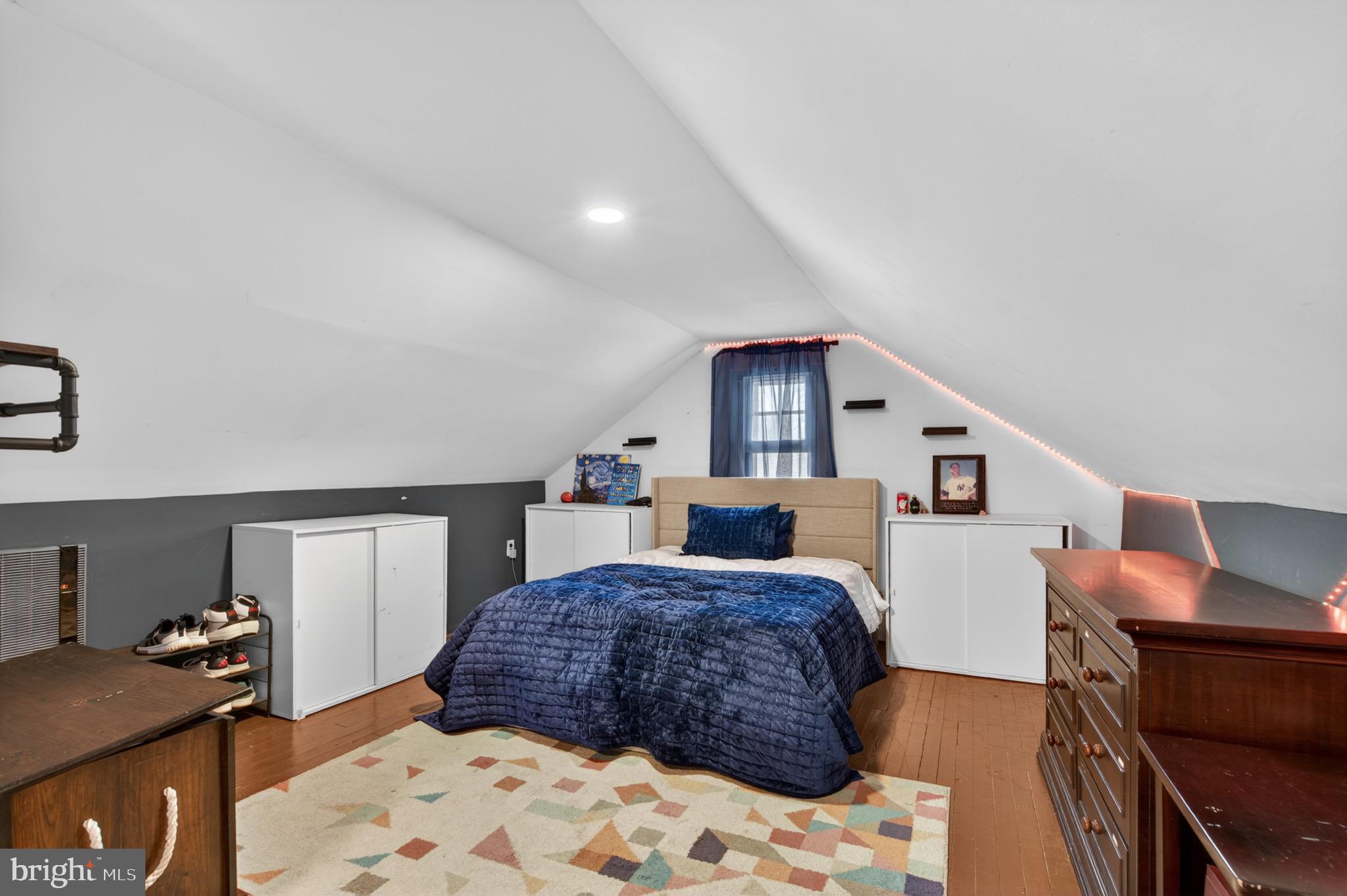 BROOKLINE - Residential