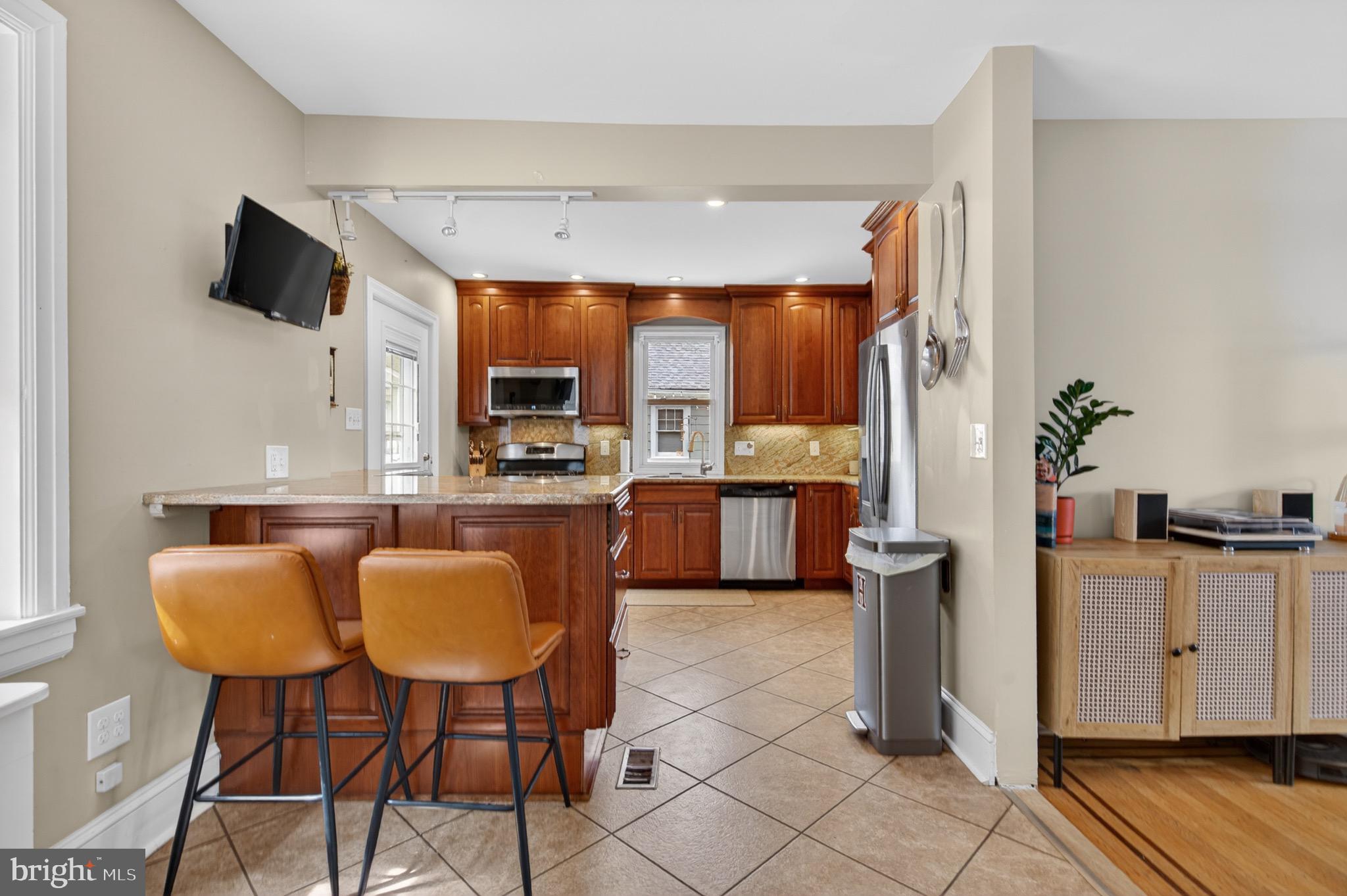 BROOKLINE - Residential