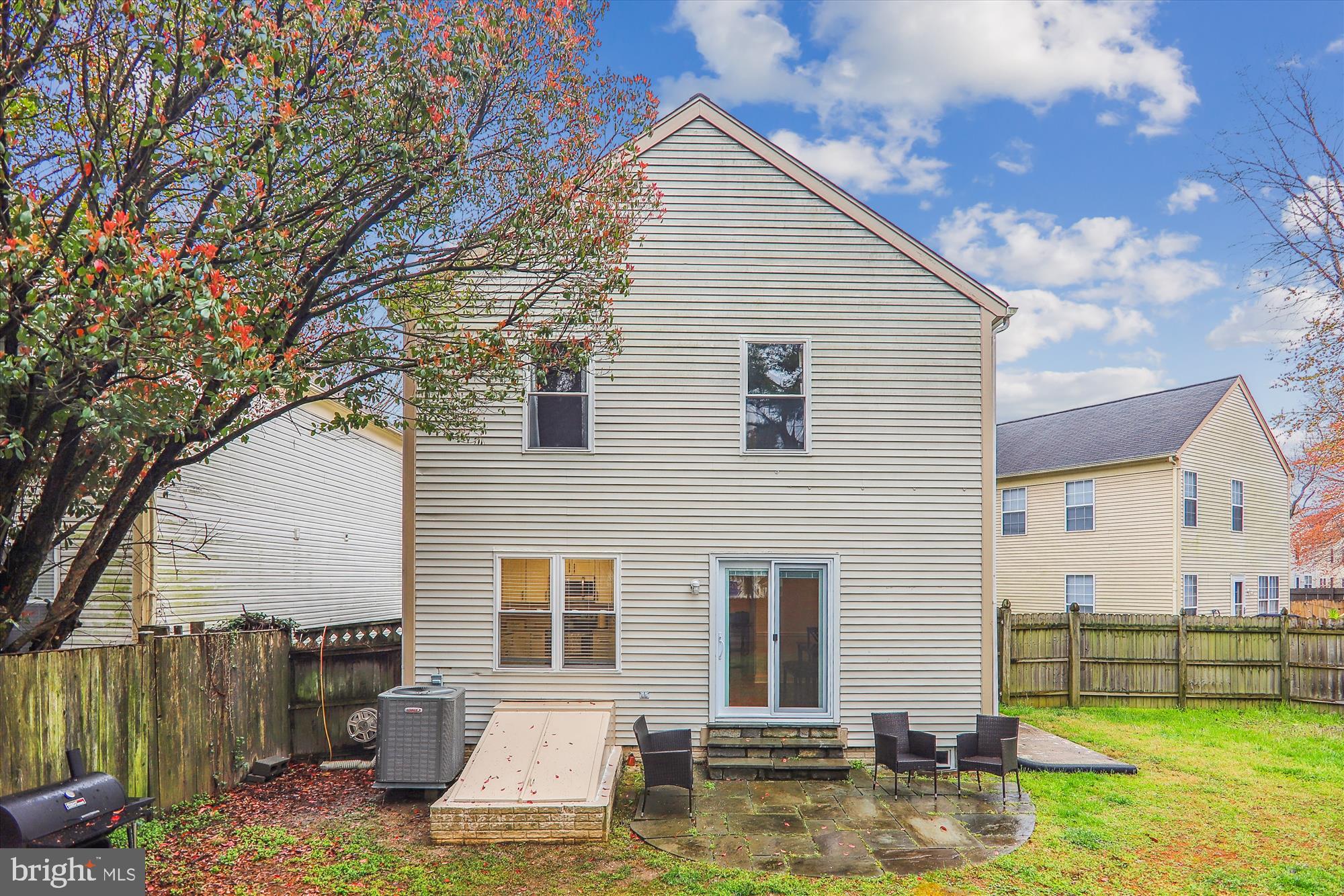 ENFIELD CHASE - Residential