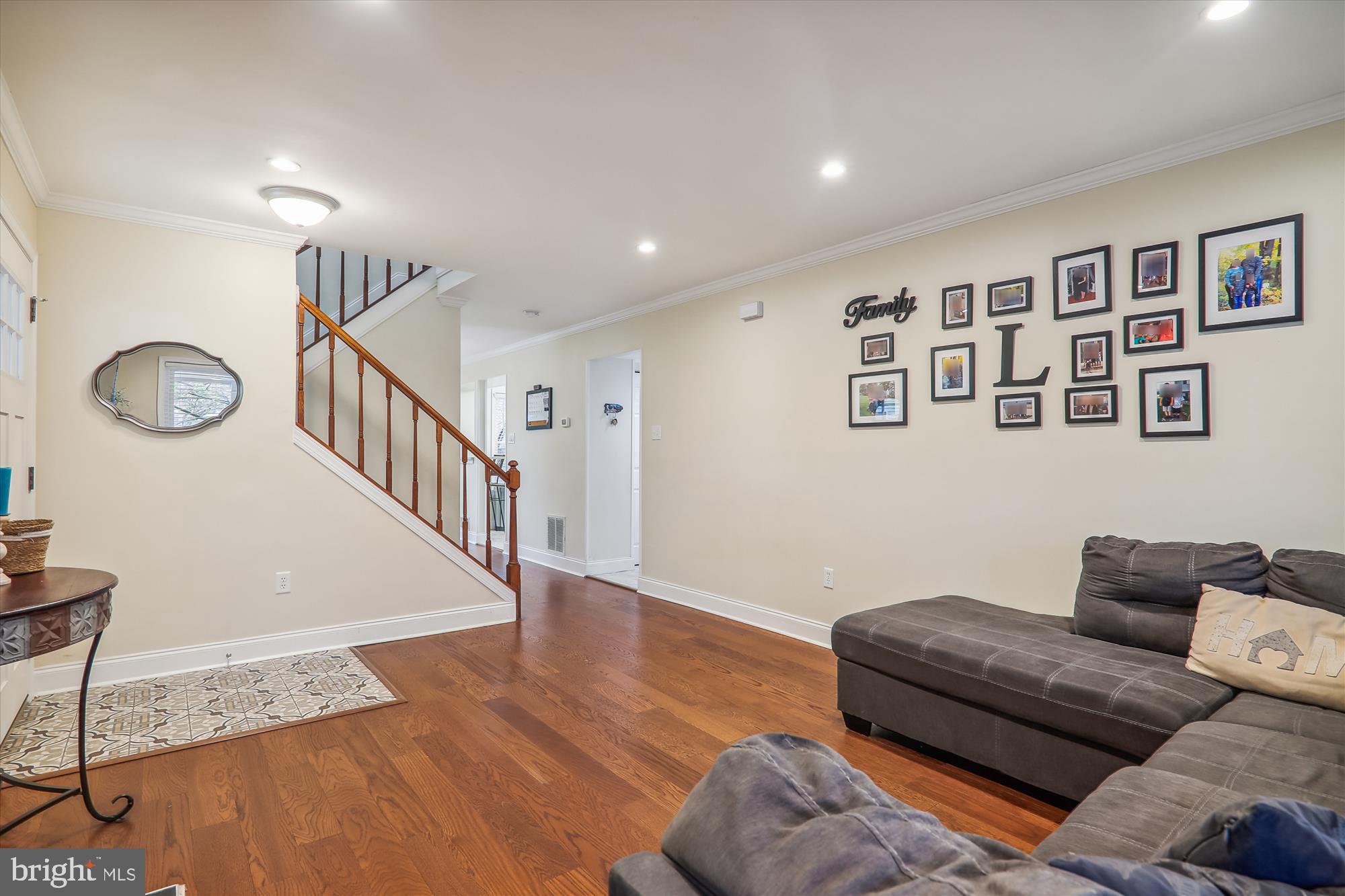 ENFIELD CHASE - Residential