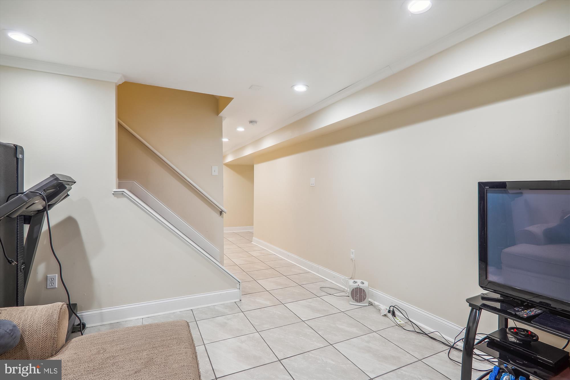 ENFIELD CHASE - Residential