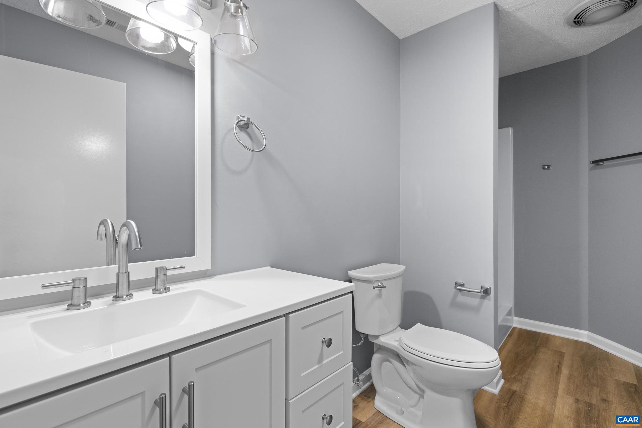 LAKE MONTICELLO - Residential Lease