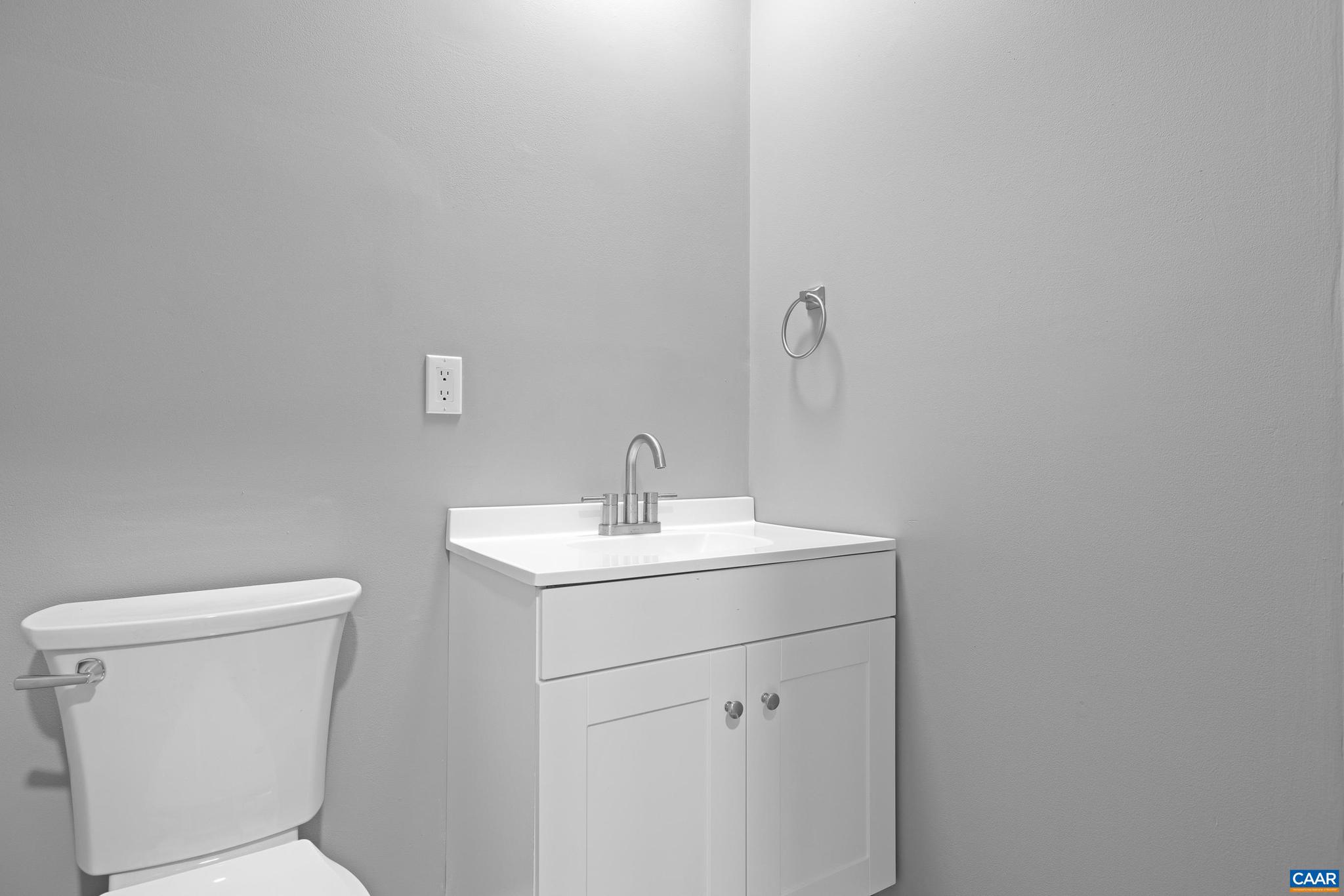 LAKE MONTICELLO - Residential Lease