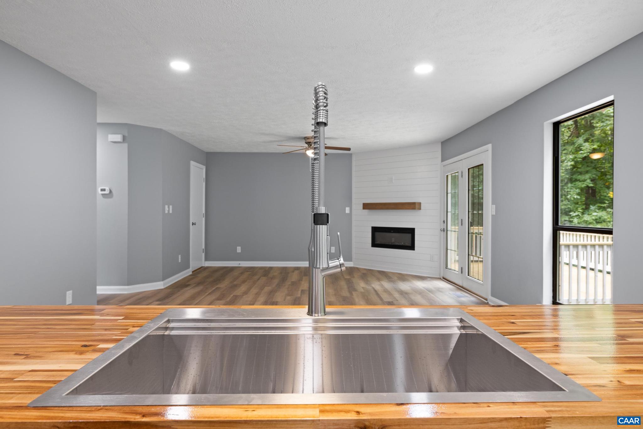 LAKE MONTICELLO - Residential Lease