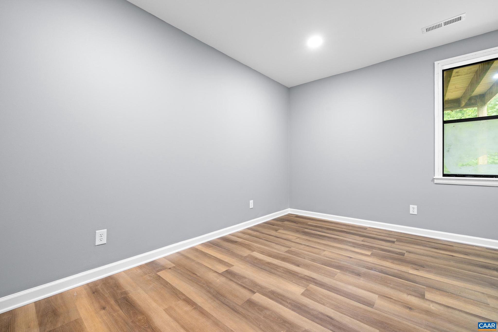 LAKE MONTICELLO - Residential Lease