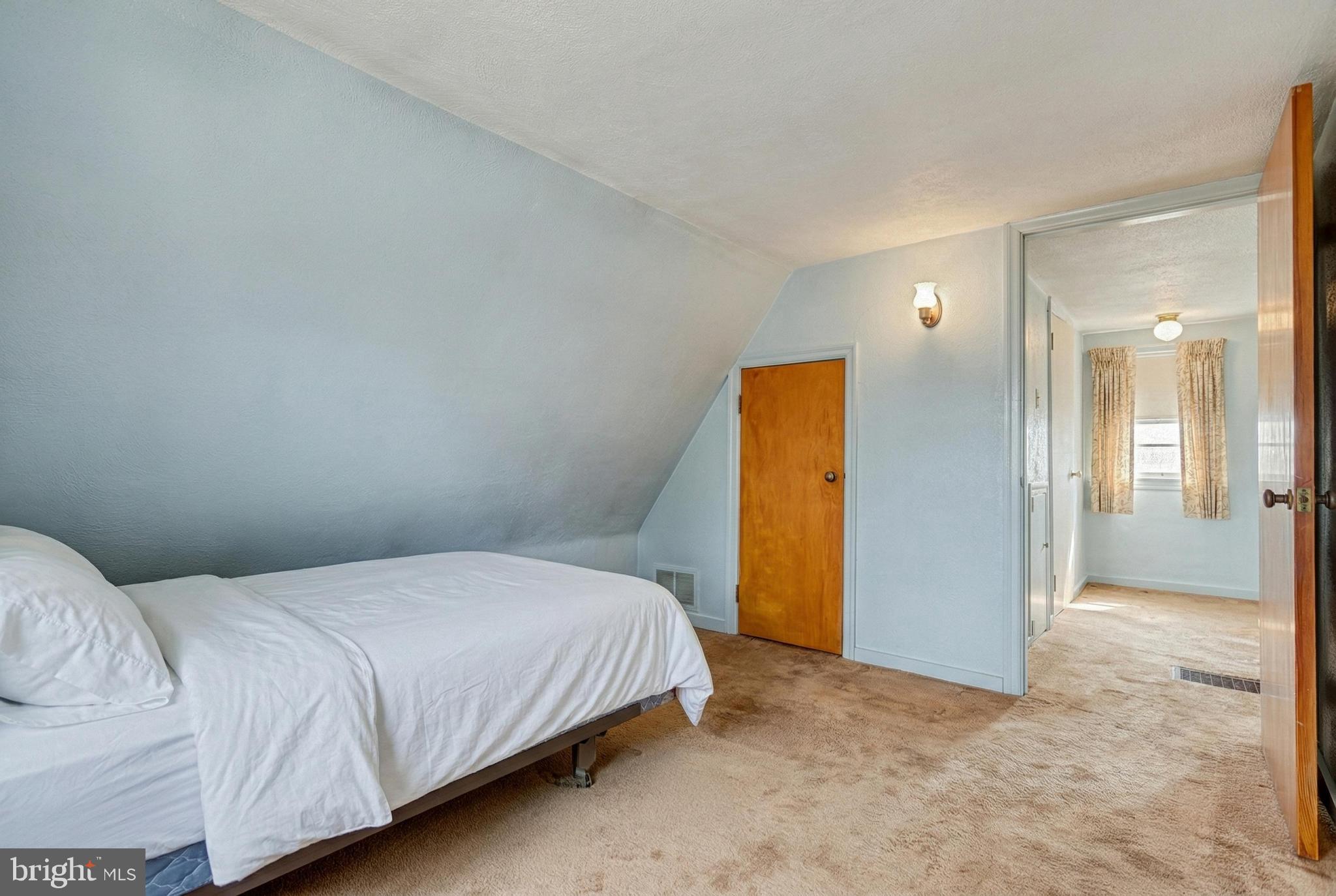 MANCHESTER - Residential