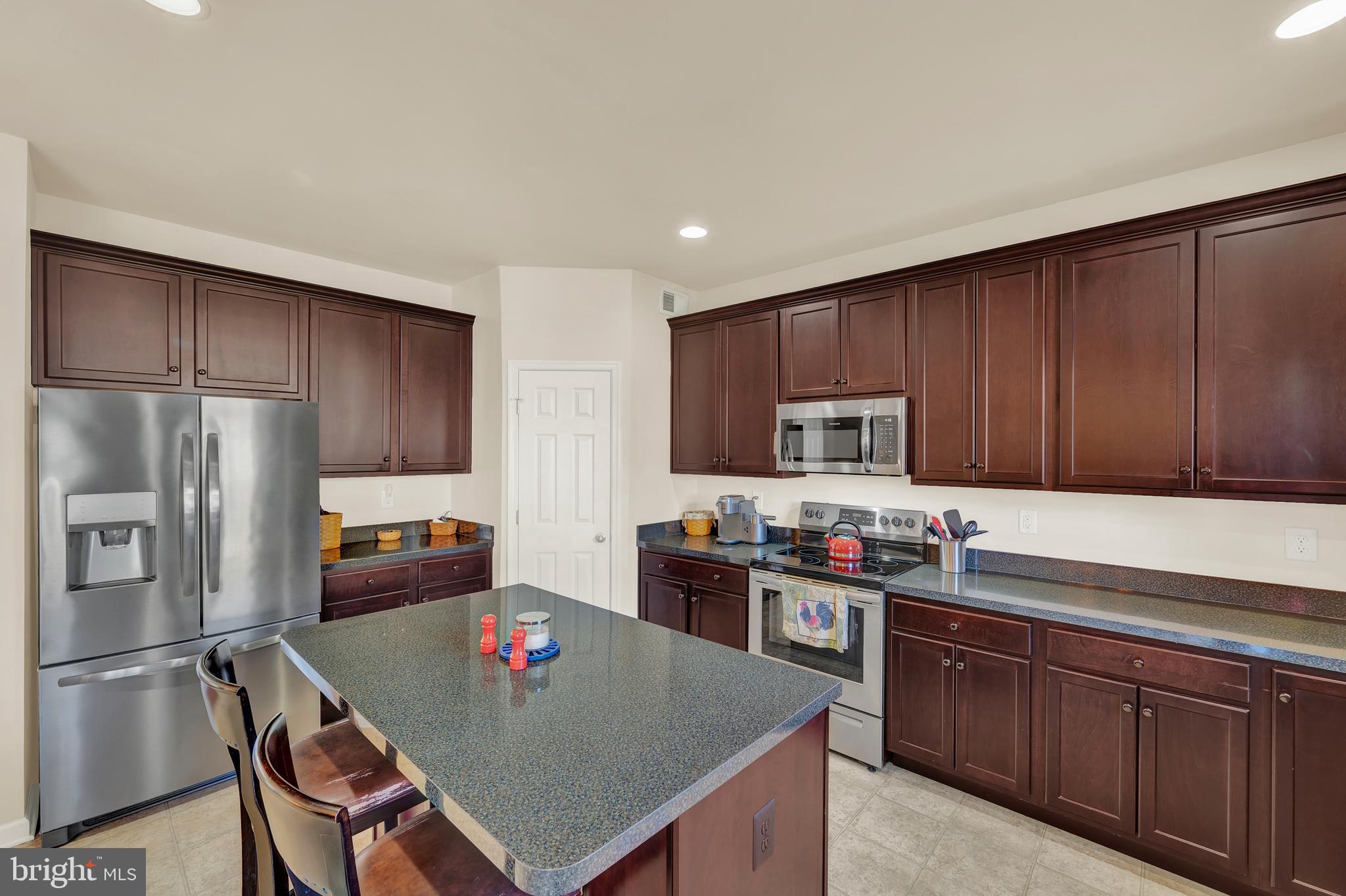 BENTWOOD ESTATES - Residential