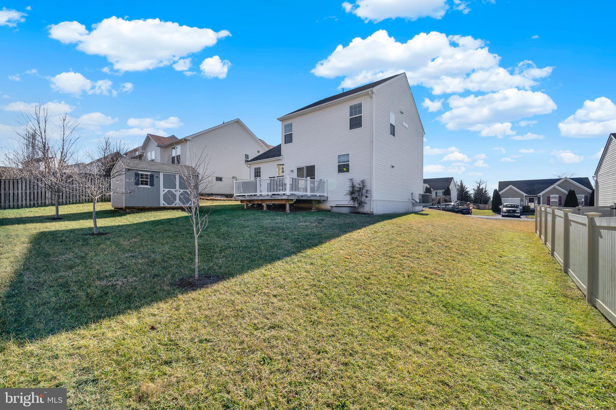 BENTWOOD ESTATES - Residential