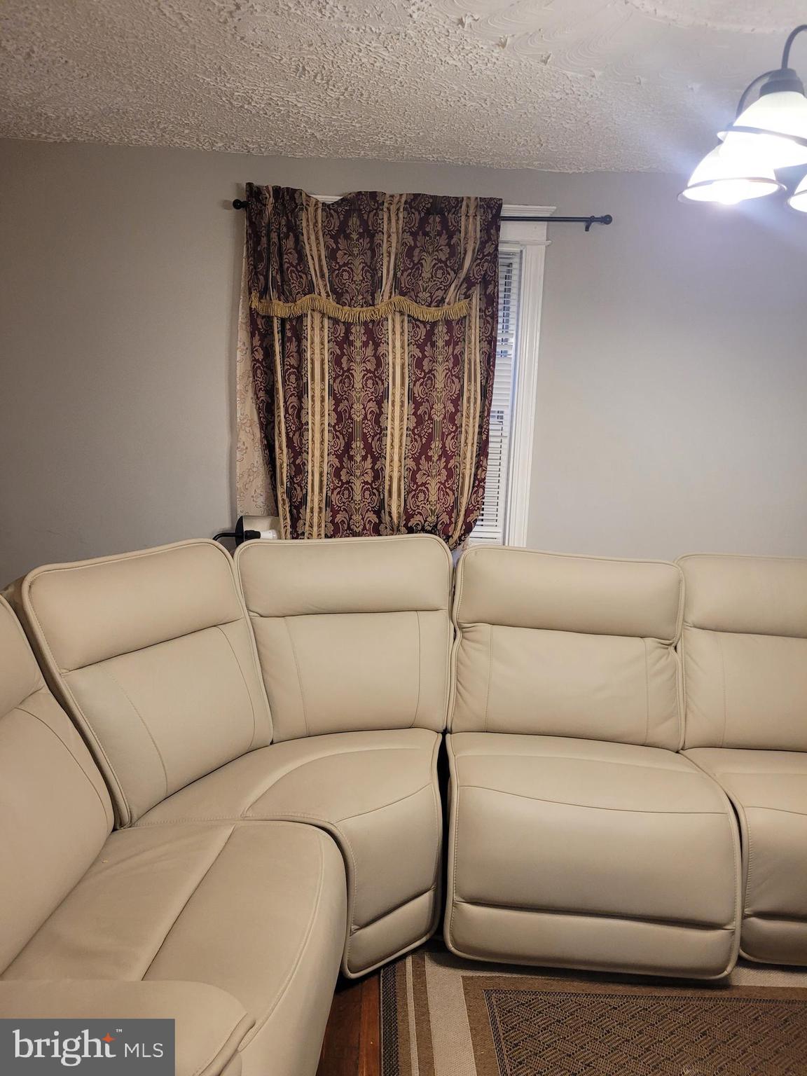 GLENARDEN HEIGHTS - Residential