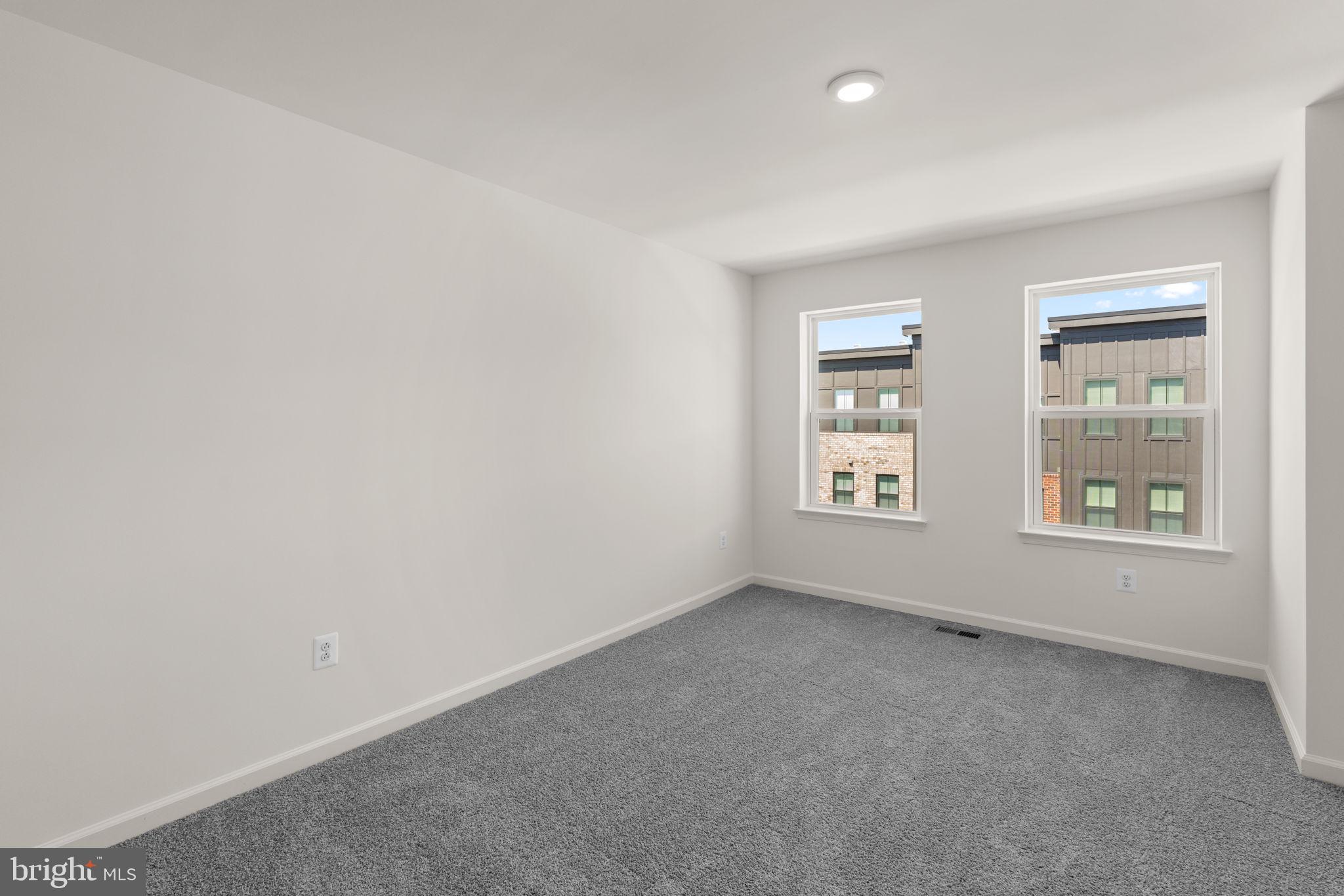 PADDOCK POINTE - Residential Lease