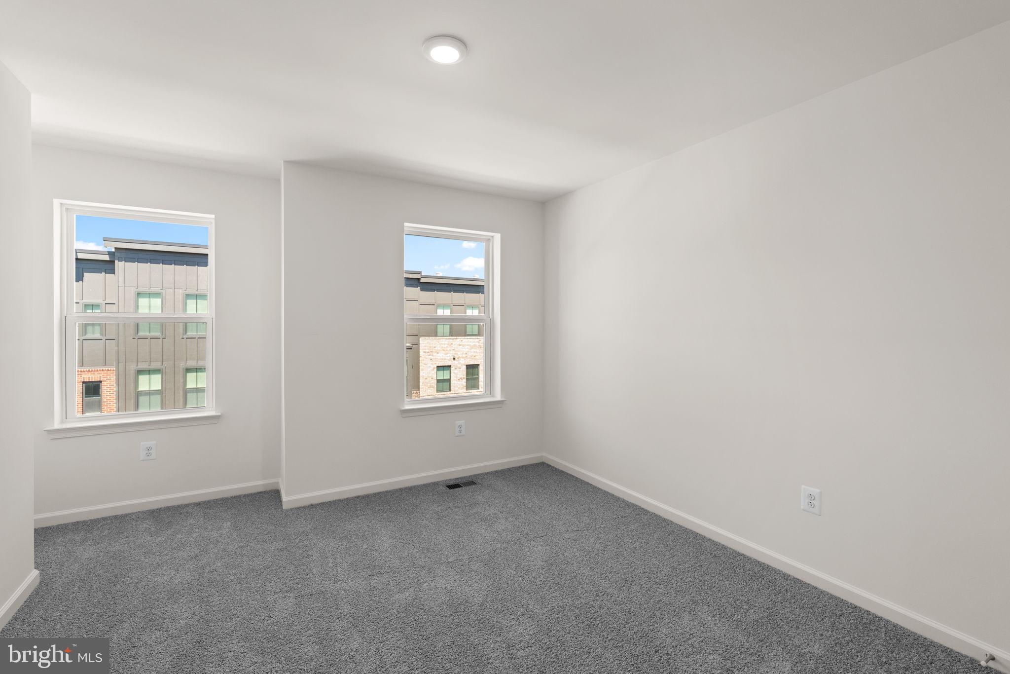 PADDOCK POINTE - Residential Lease