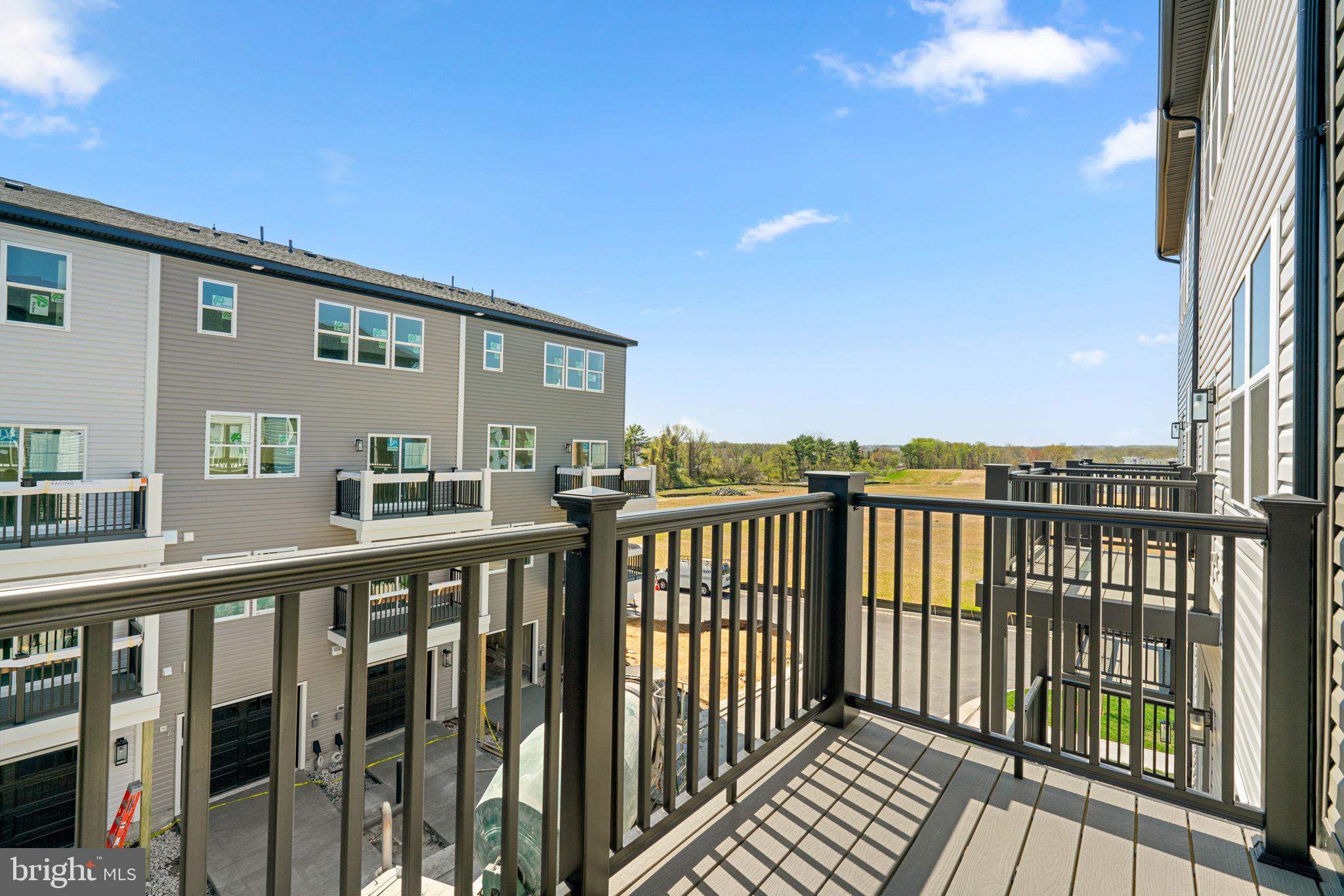 PADDOCK POINTE - Residential Lease