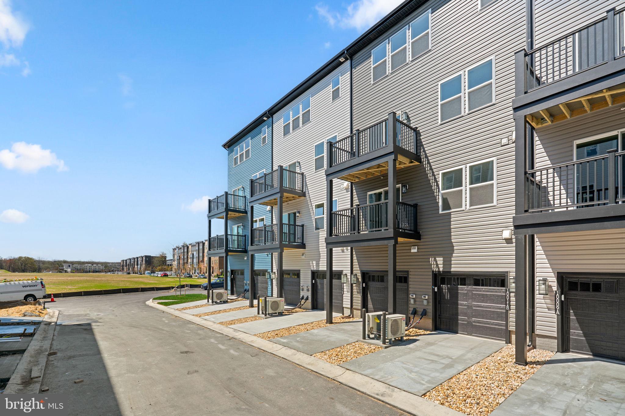 PADDOCK POINTE - Residential Lease