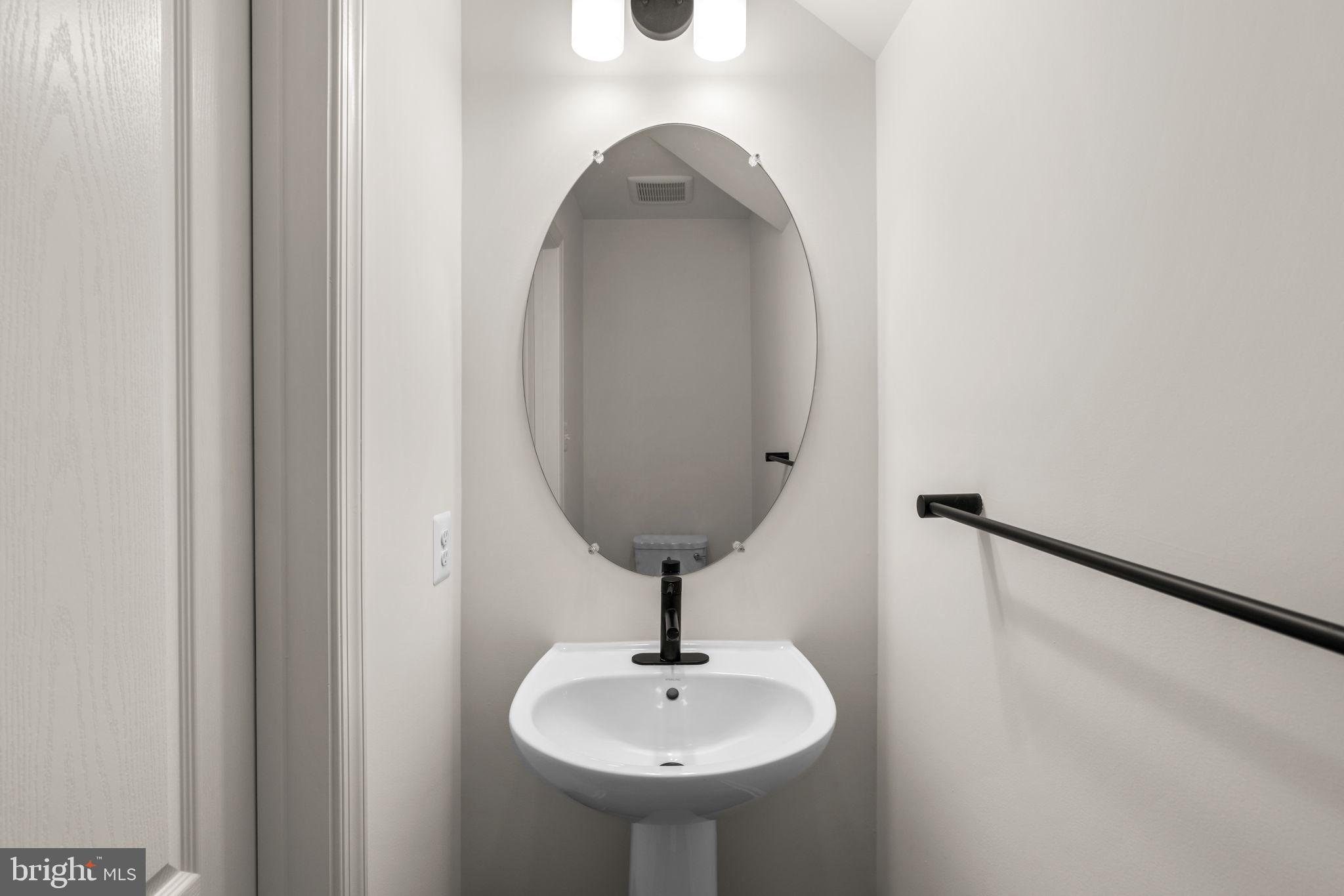 PADDOCK POINTE - Residential Lease