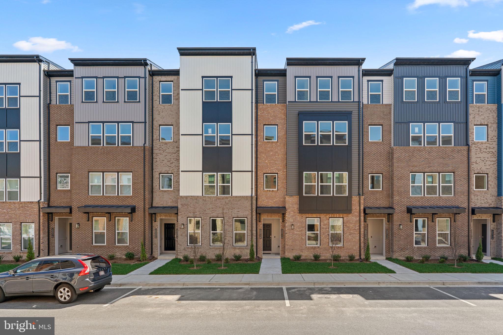 PADDOCK POINTE - Residential Lease