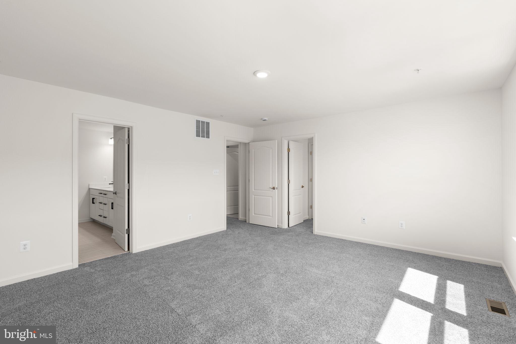 PADDOCK POINTE - Residential Lease