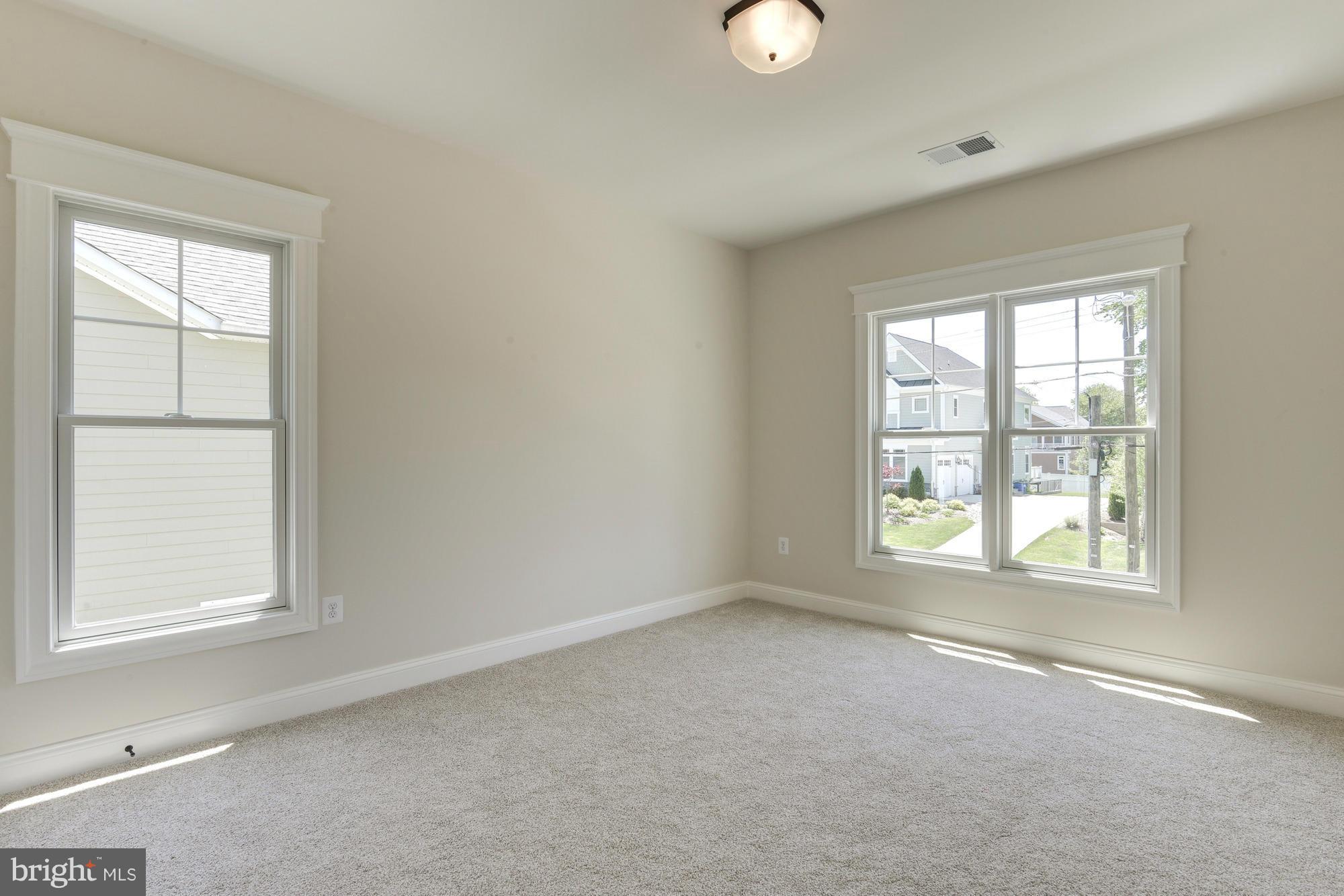 KINGCREST - Residential