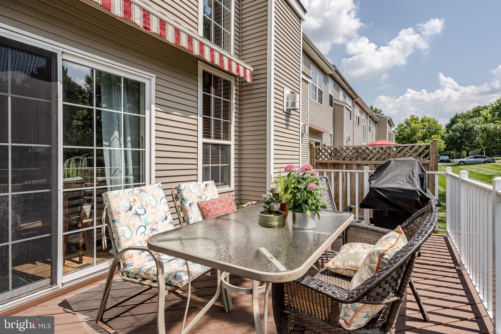 BRANDYWINE @ THORN - Residential