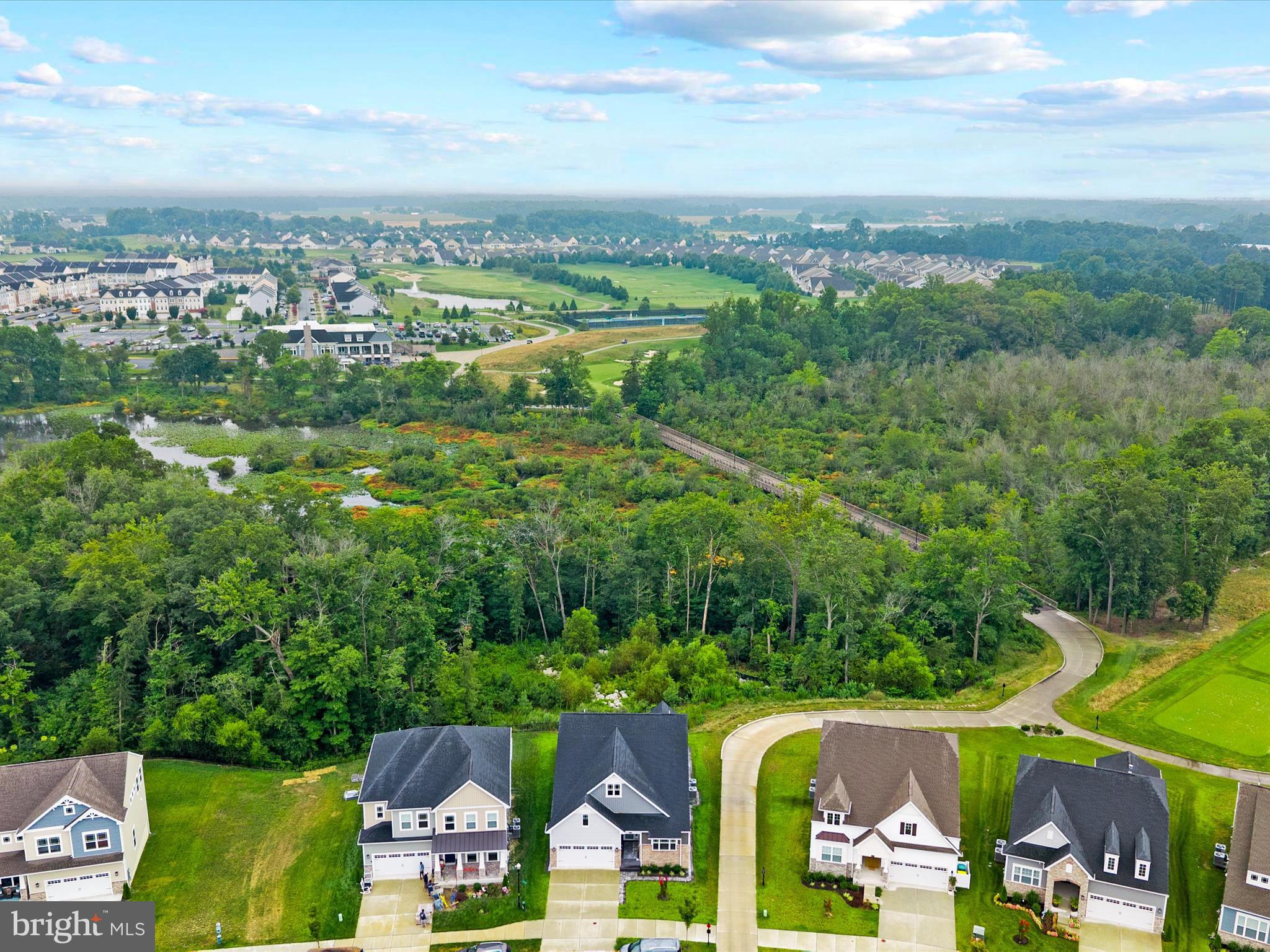 PLANTATION LAKES - Residential