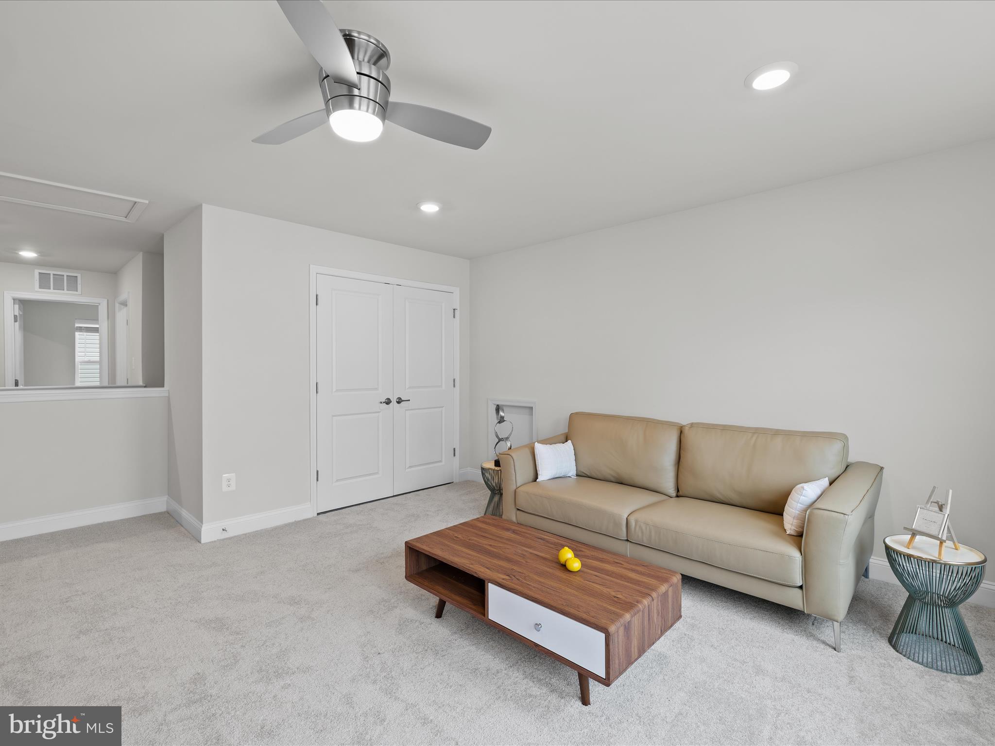 PLANTATION LAKES - Residential