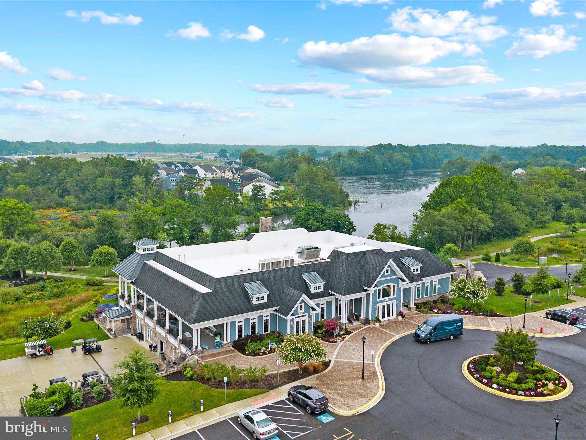 PLANTATION LAKES - Residential