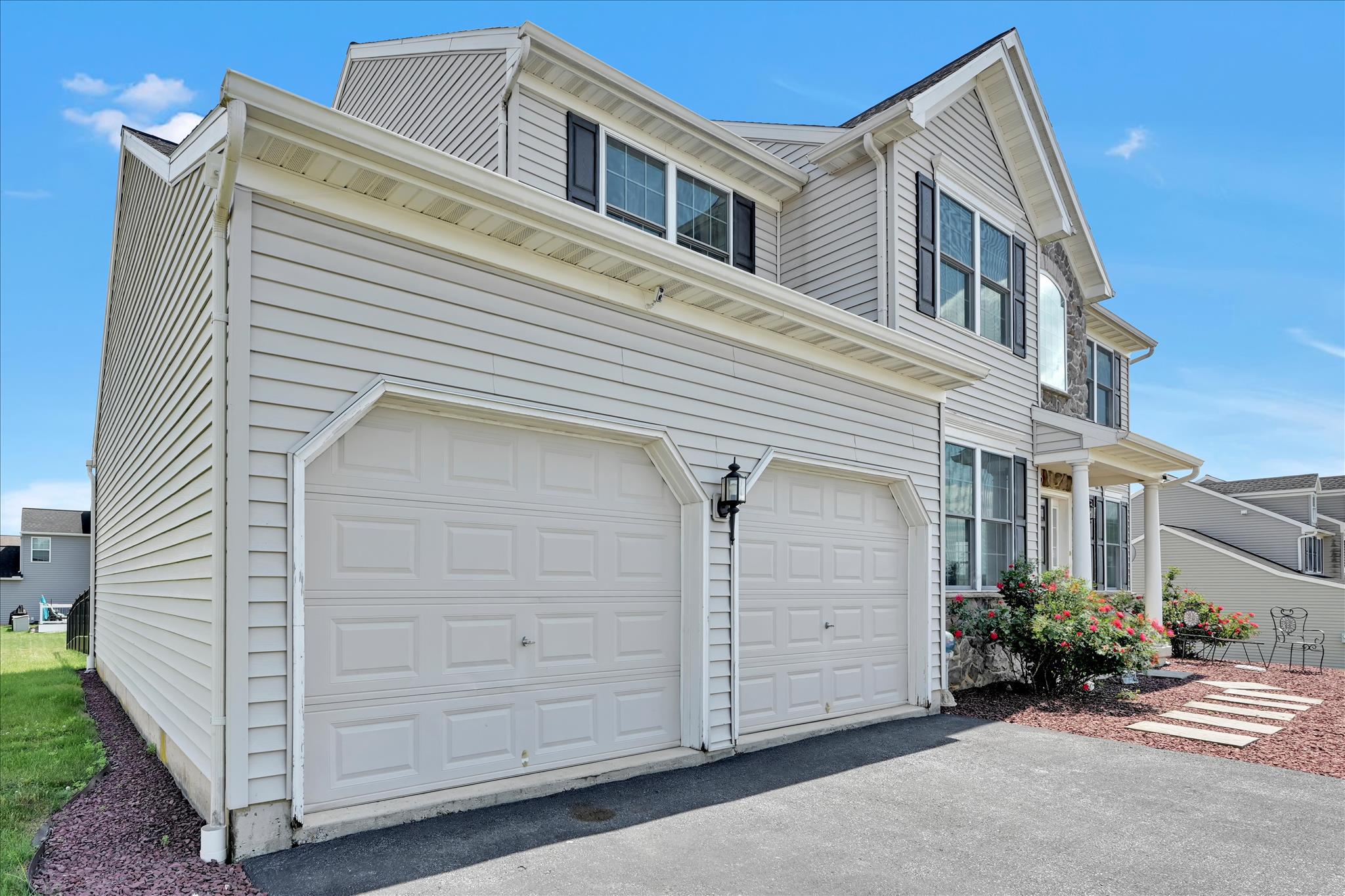 221 CROSSWIND WAY